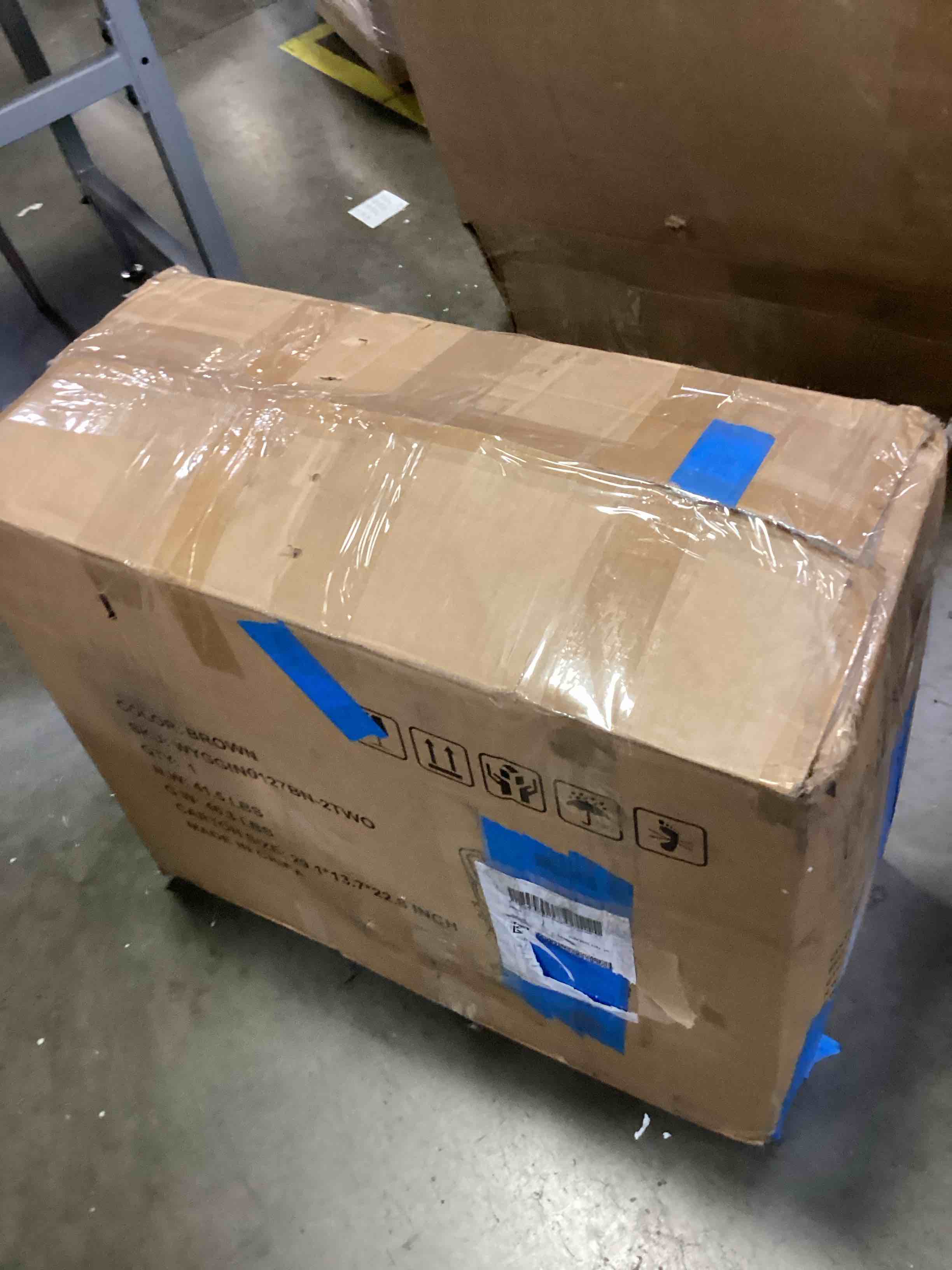 https://s3.amazonaws.com/lotting-images-prod/bidfta/GRA2480814_1753895420771.jpeg