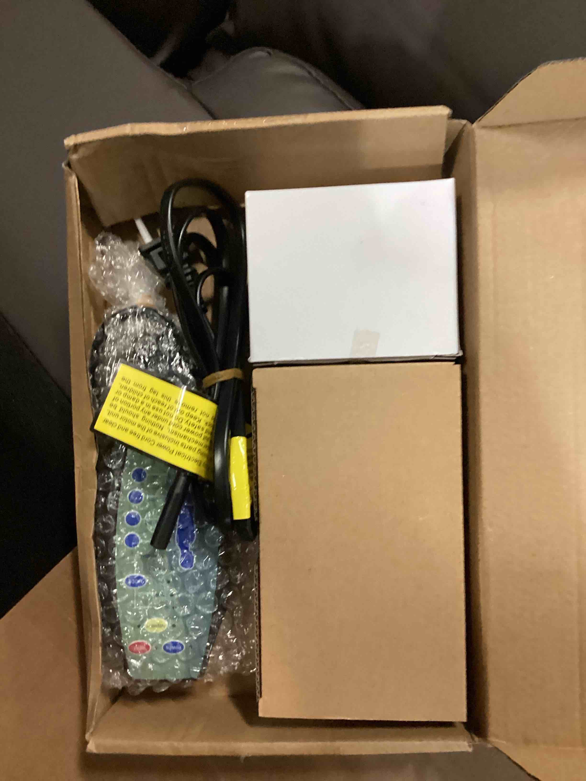 https://s3.amazonaws.com/lotting-images-prod/bidfta/GRA2482861_1750691714507.jpeg