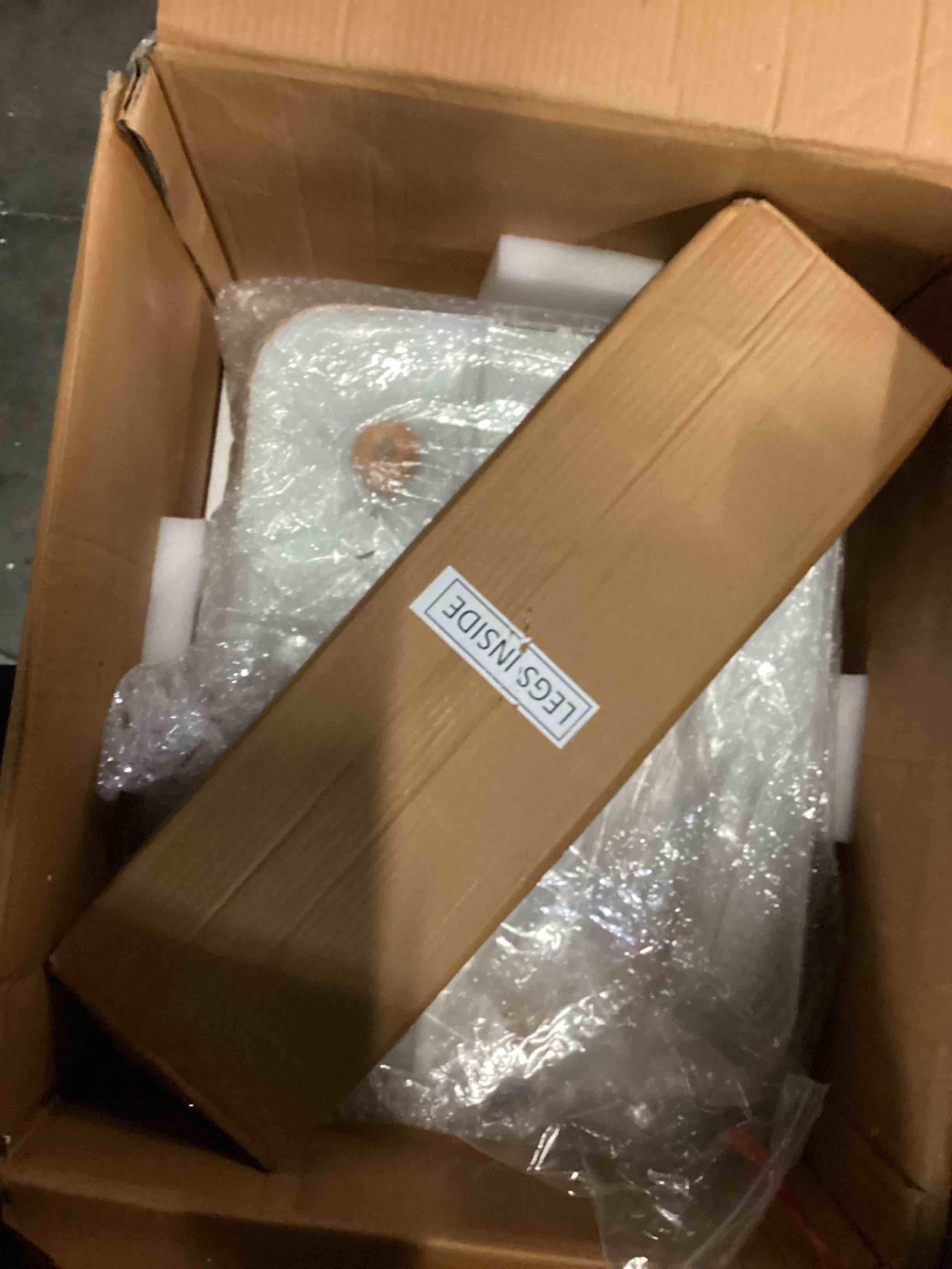 https://s3.amazonaws.com/lotting-images-prod/bidfta/GRA2482992_1750936530646.jpeg