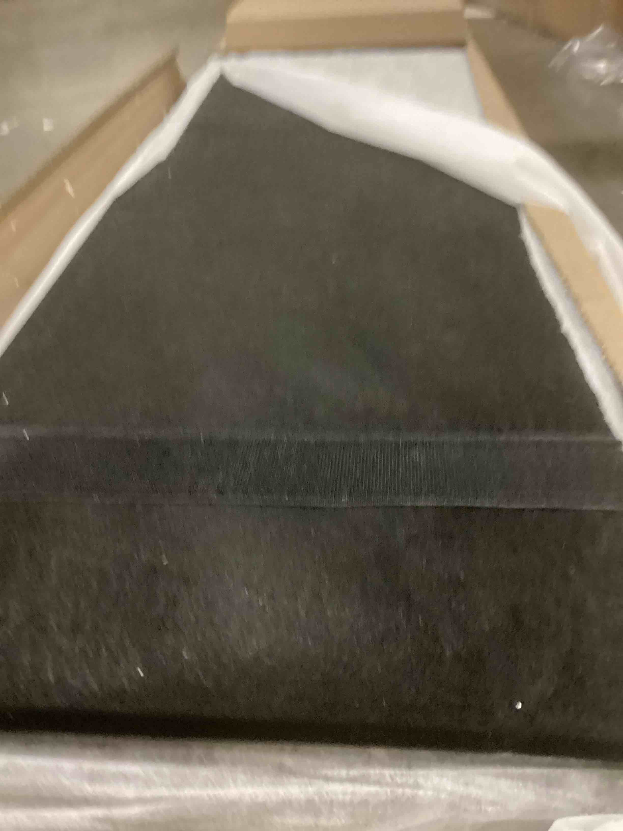 https://s3.amazonaws.com/lotting-images-prod/bidfta/GRA2485902_1745860843085.jpeg