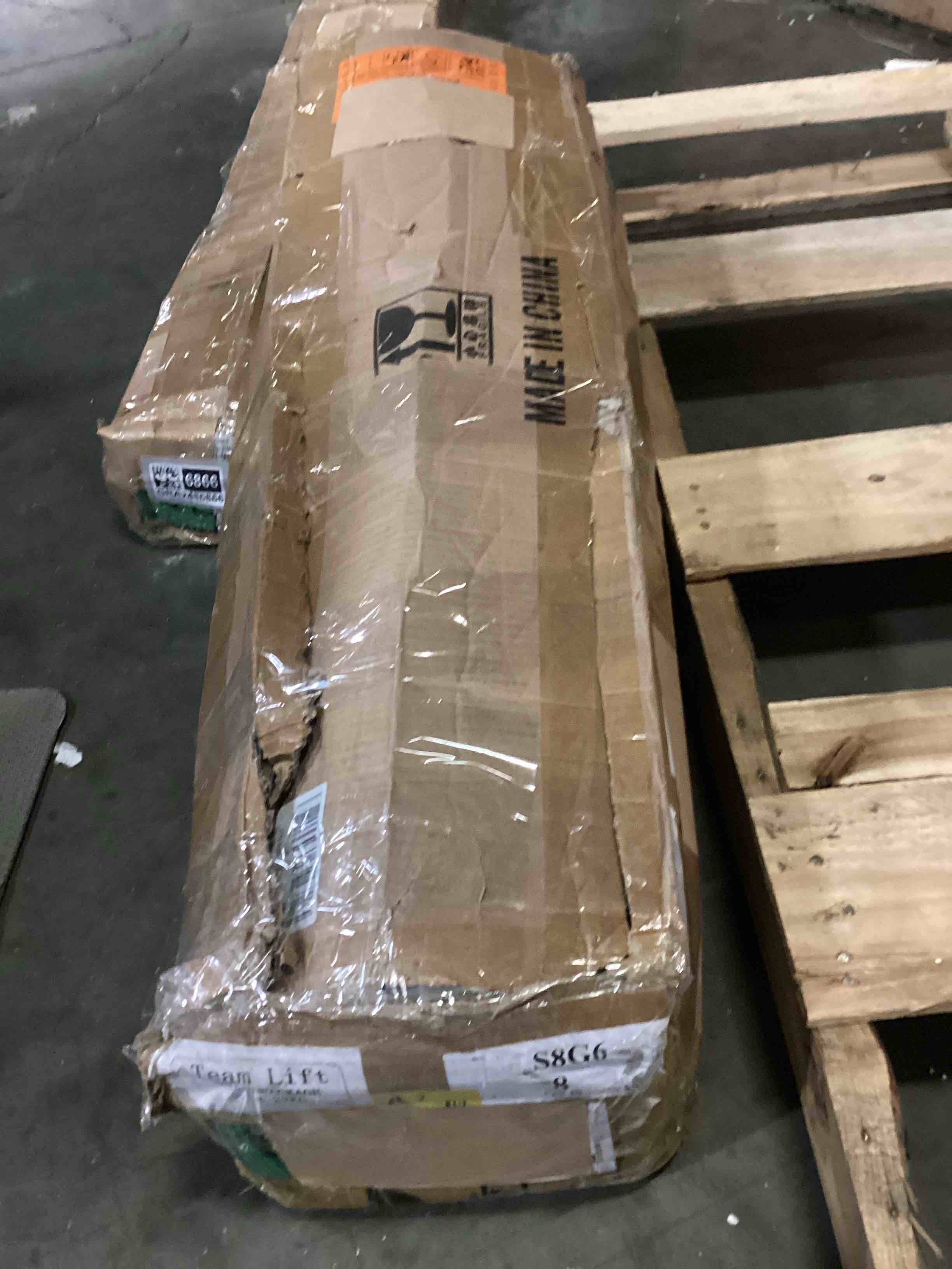 https://s3.amazonaws.com/lotting-images-prod/bidfta/GRA2486867_1747319497579.jpeg