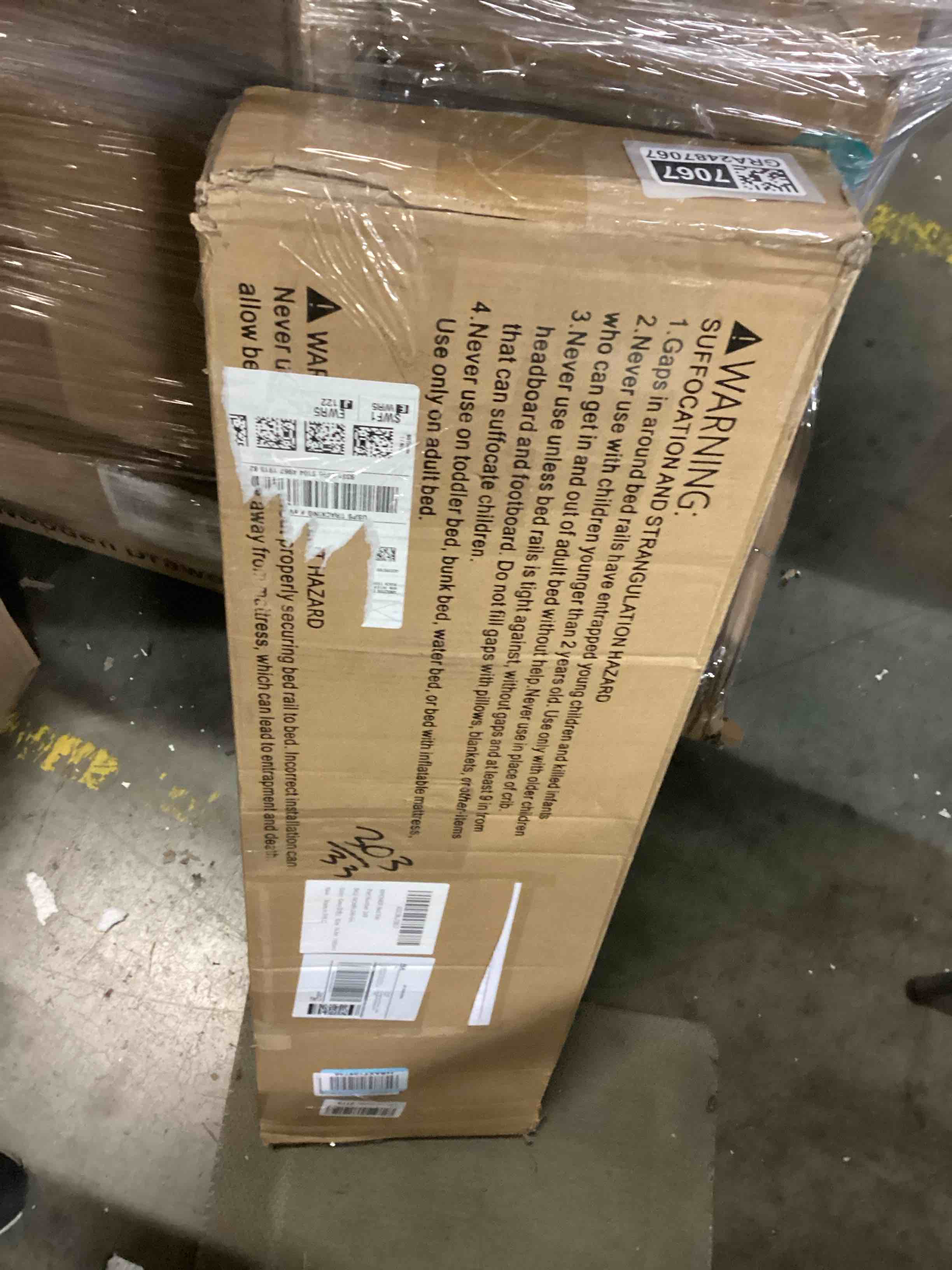 https://s3.amazonaws.com/lotting-images-prod/bidfta/GRA2487067_1747662438669.jpeg