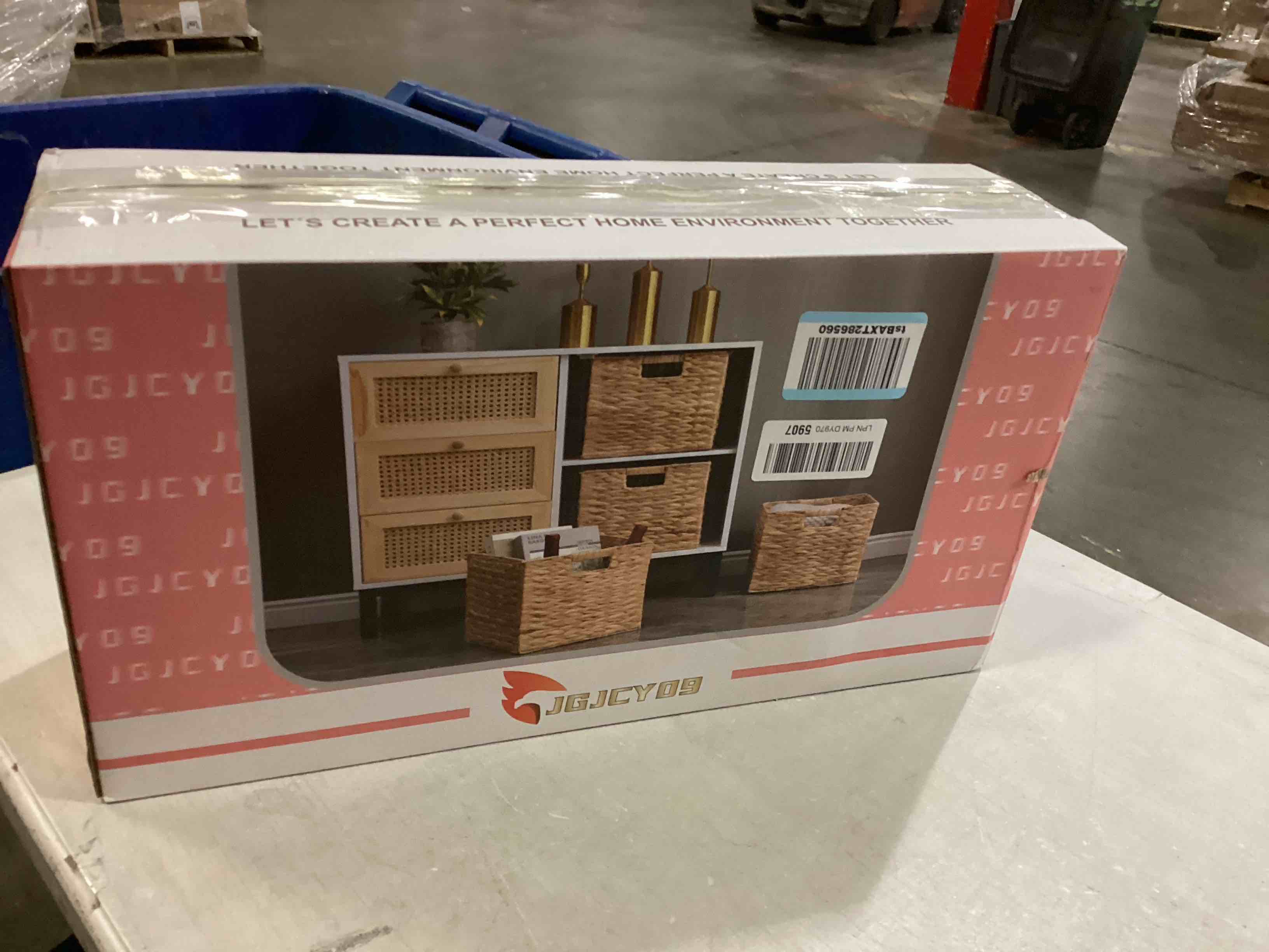 https://s3.amazonaws.com/lotting-images-prod/bidfta/GRA2487881_1749124971655.jpeg