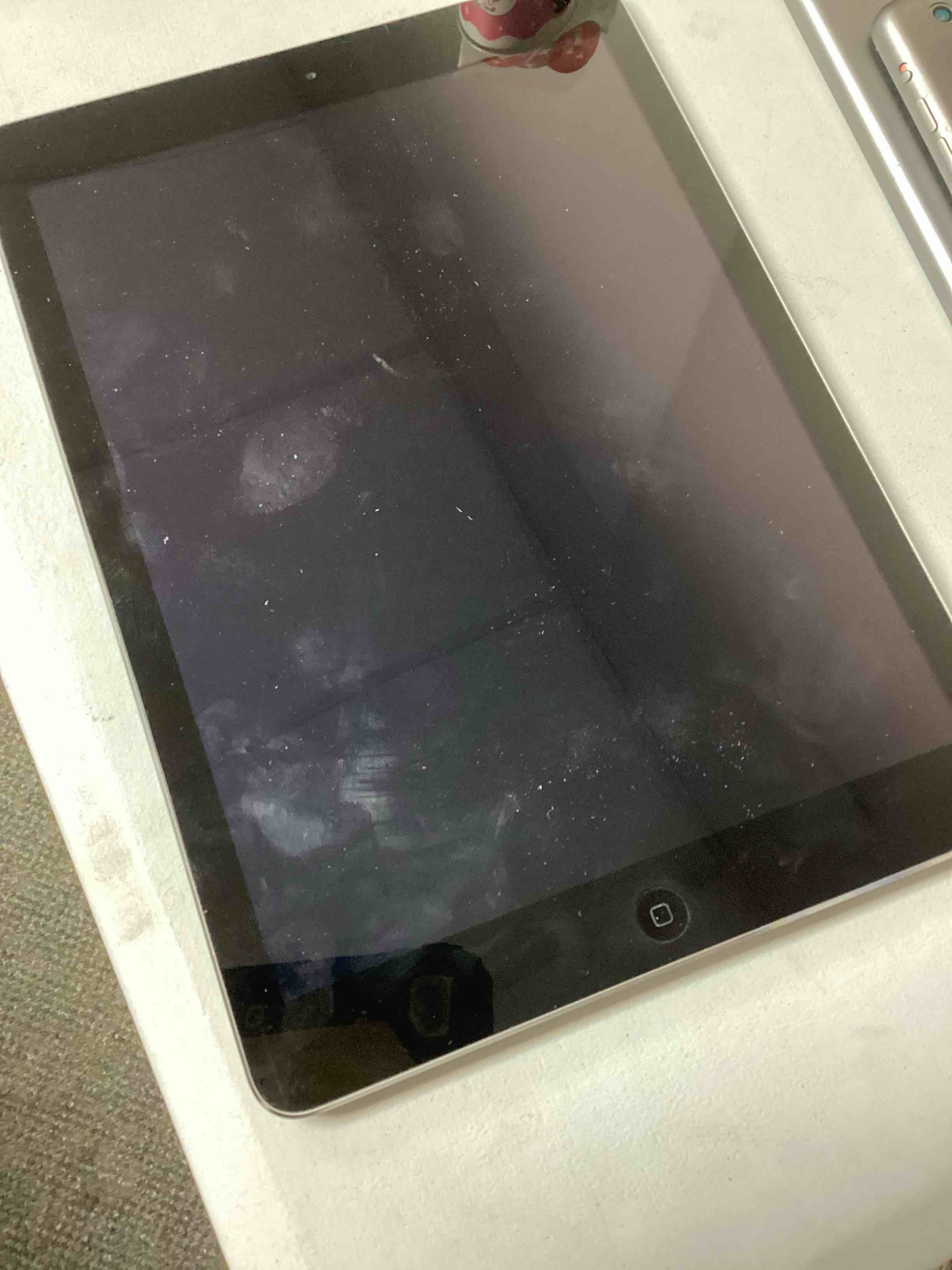 Condition photo showing Good Condition for Apple iPad Air 1st Gen A1474 32GB 