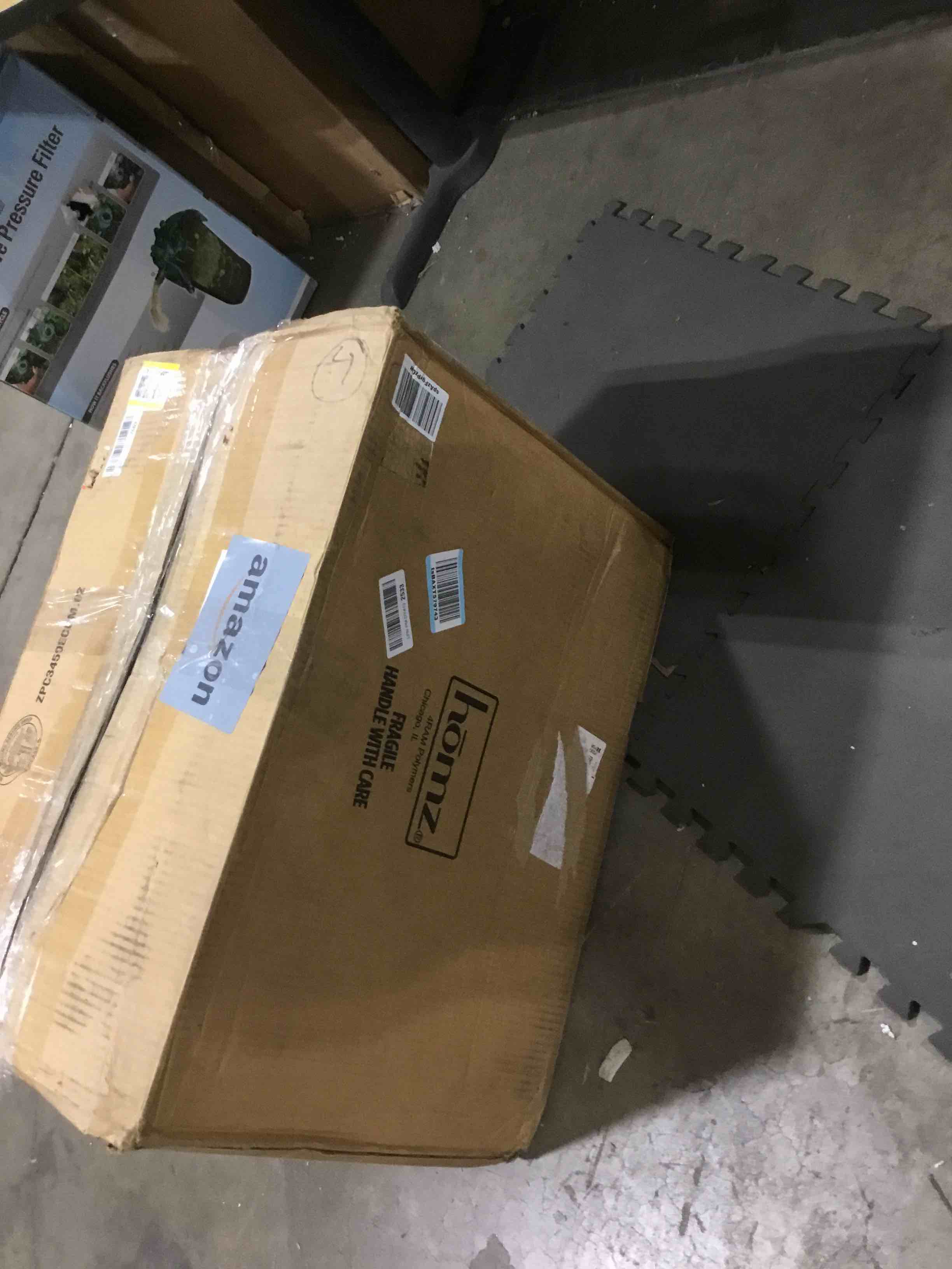 https://s3.amazonaws.com/lotting-images-prod/bidfta/GRA2584170_1748003091353.jpeg