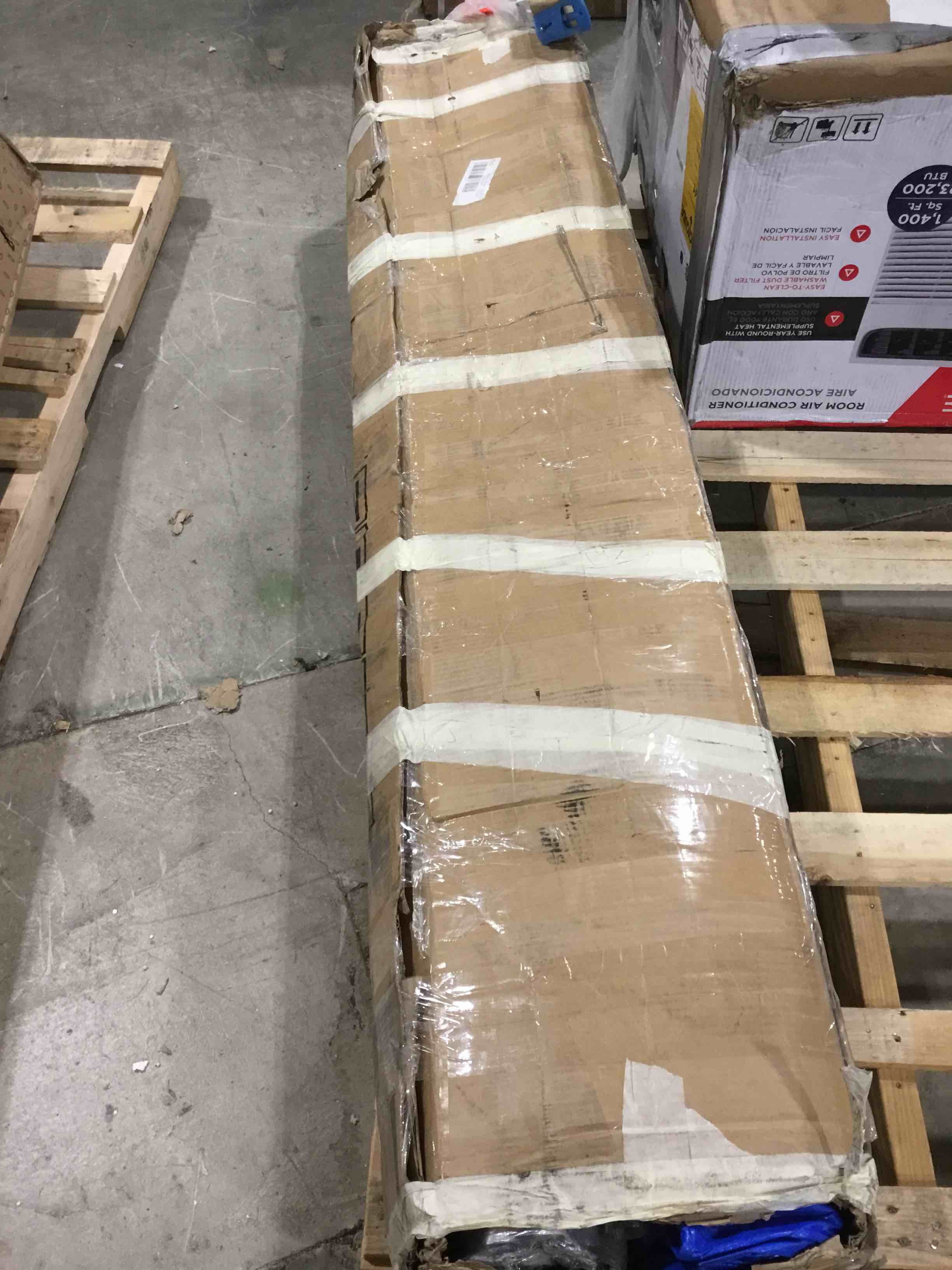 https://s3.amazonaws.com/lotting-images-prod/bidfta/GRA2584368_1748616606663.jpeg