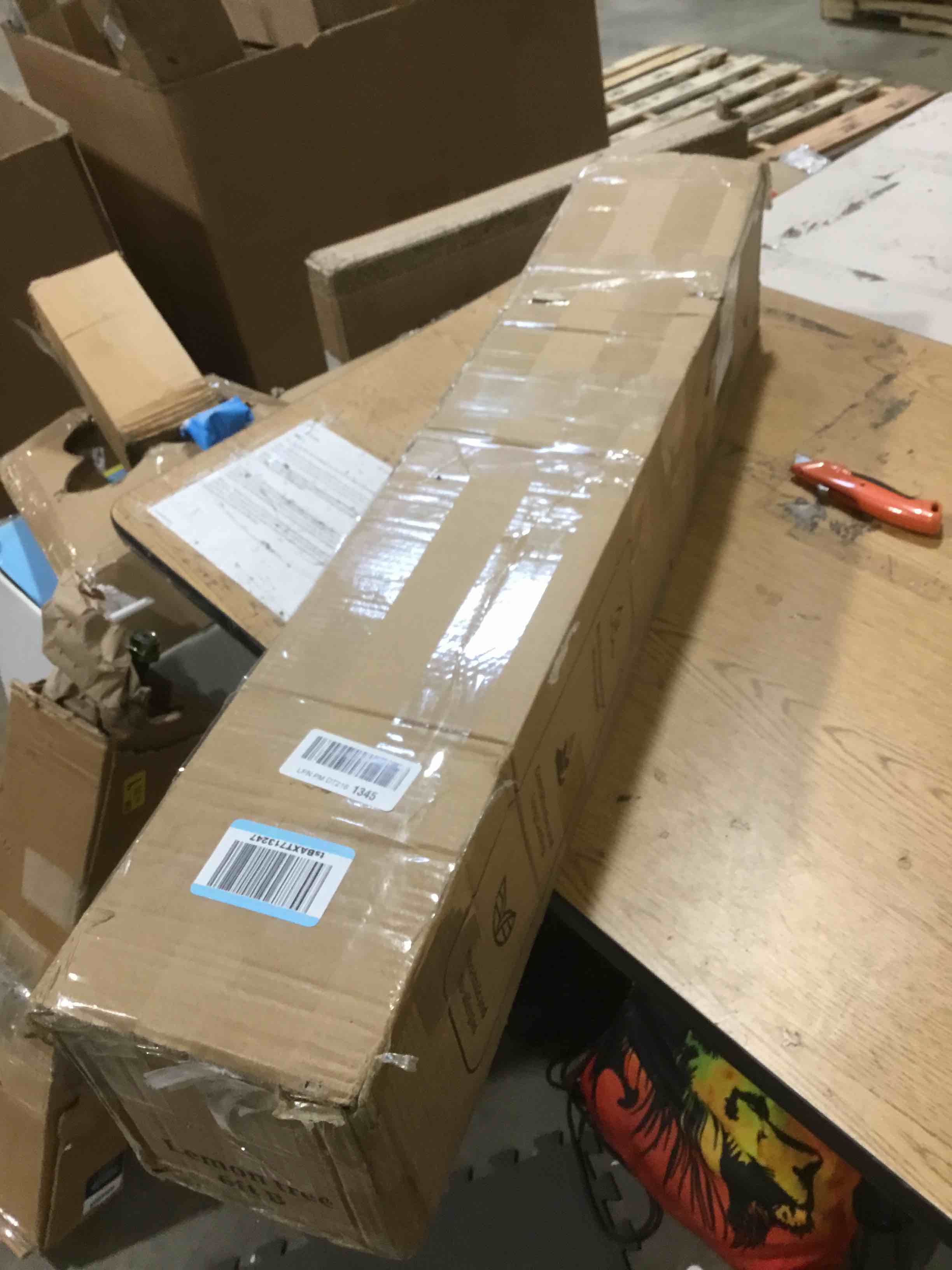 https://s3.amazonaws.com/lotting-images-prod/bidfta/GRA2584410_1748625580101.jpeg