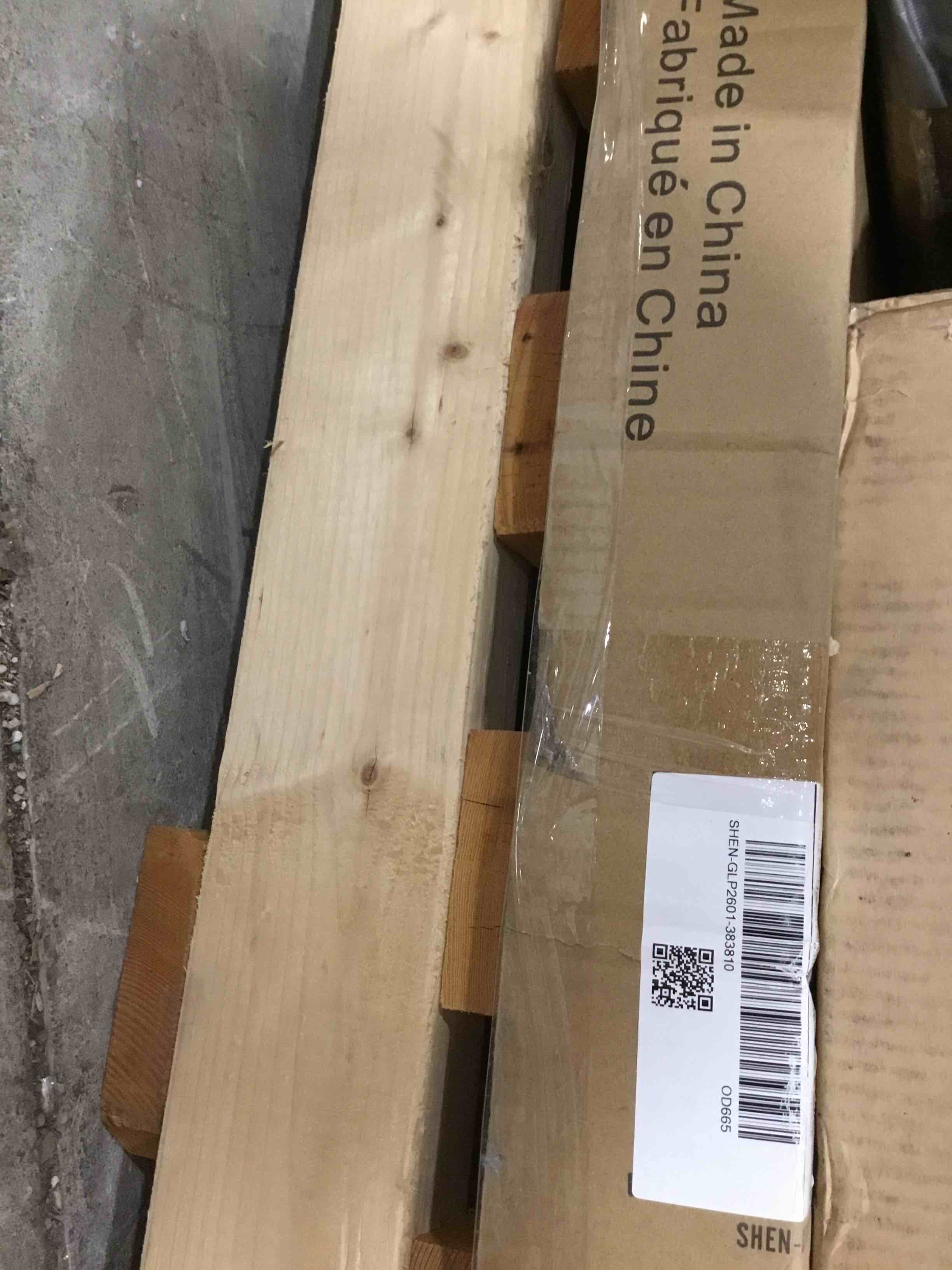 https://s3.amazonaws.com/lotting-images-prod/bidfta/GRA2586698_1750346516659.jpeg