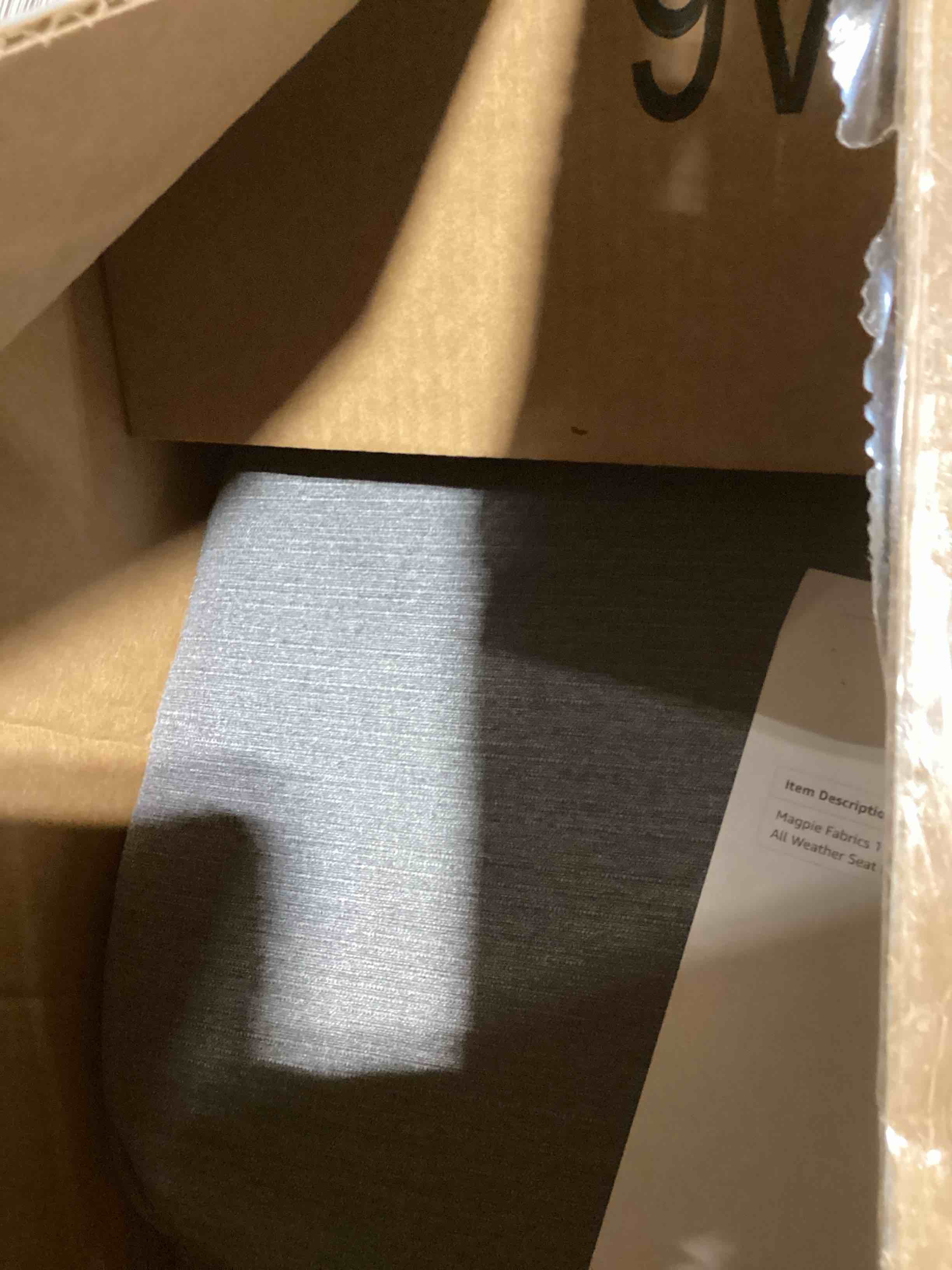 https://s3.amazonaws.com/lotting-images-prod/bidfta/GRA2586847_1750429007518.jpeg