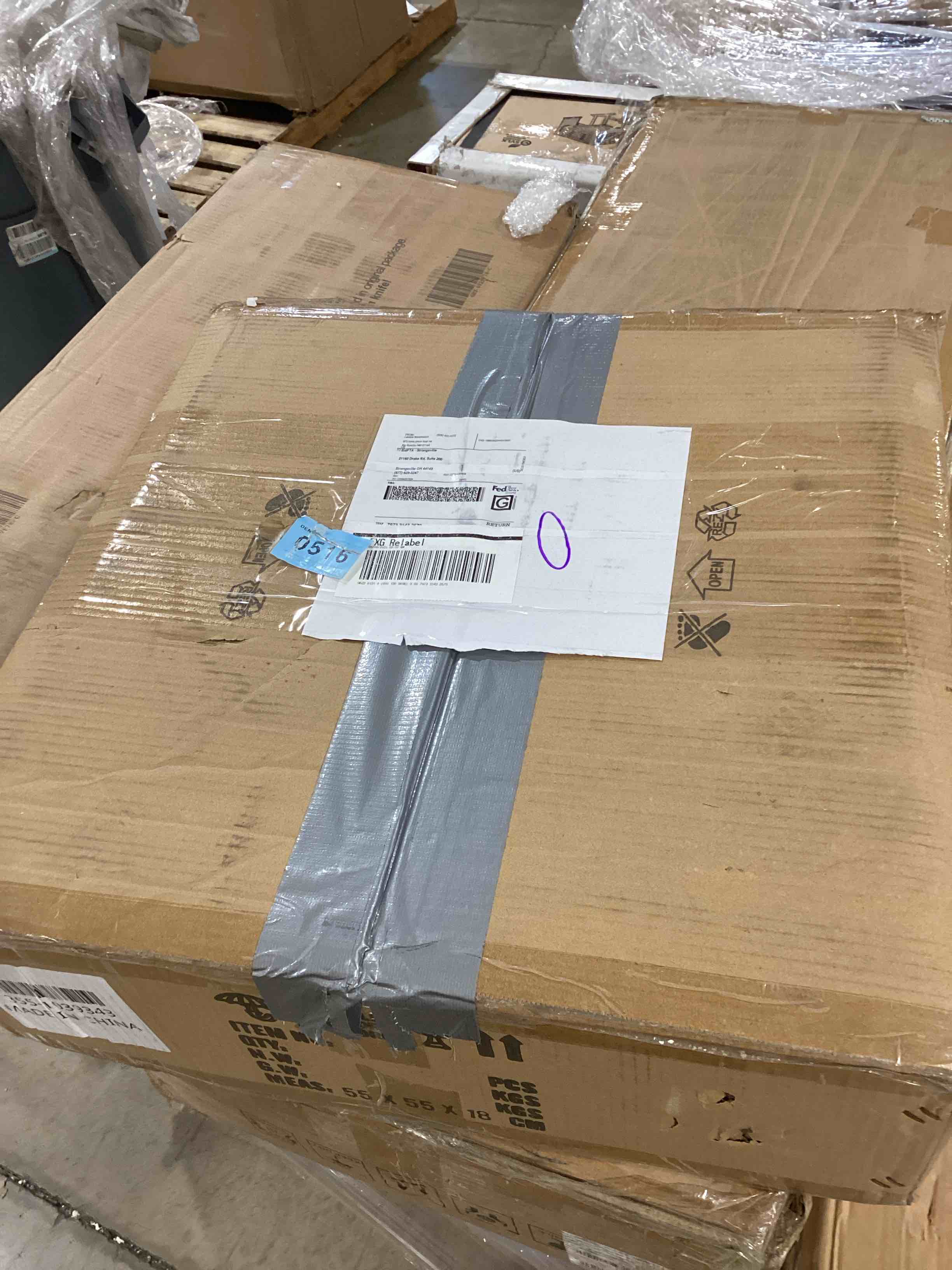 https://s3.amazonaws.com/lotting-images-prod/bidfta/GRA2587990_1749655762891.jpeg