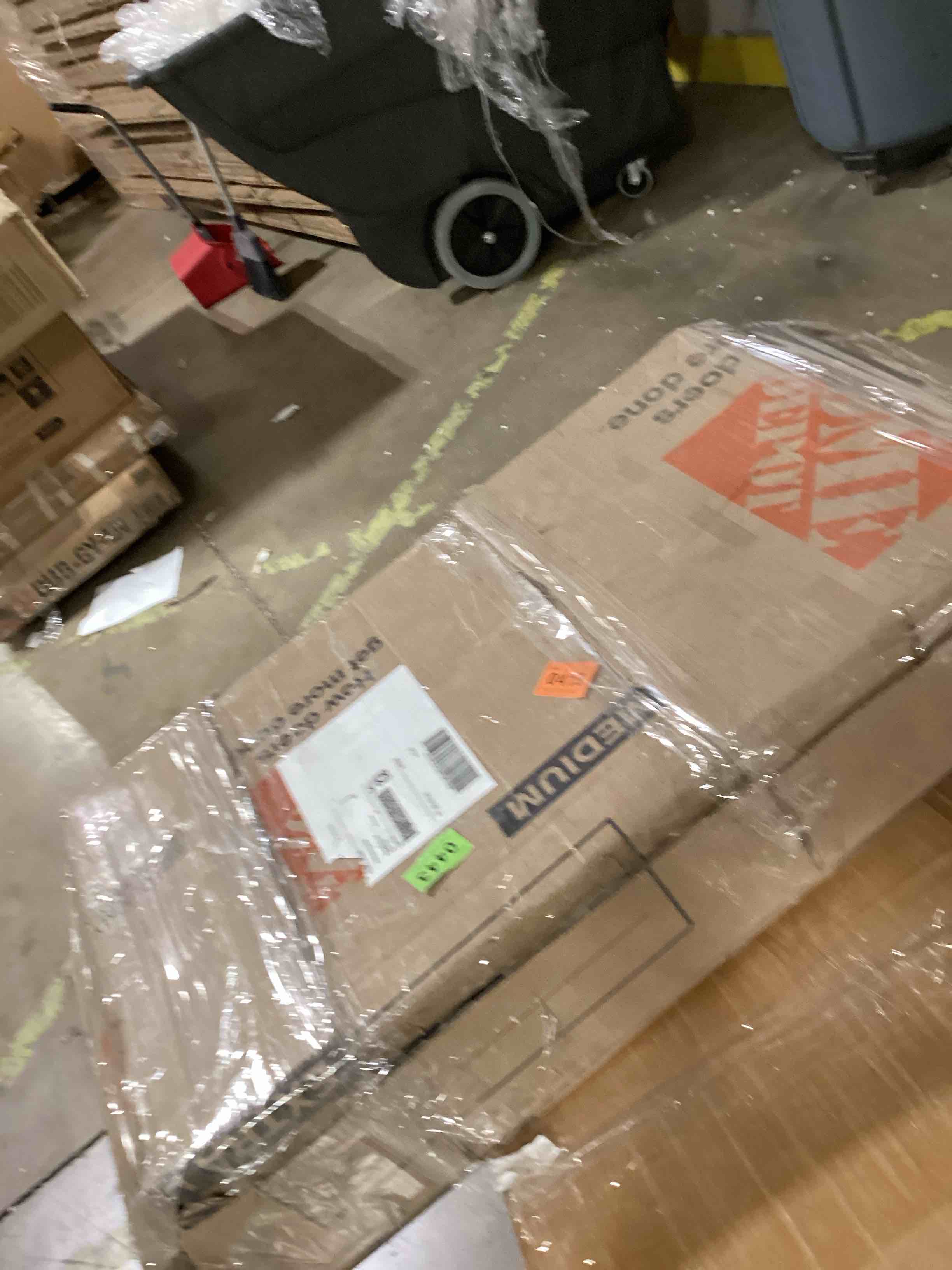 https://s3.amazonaws.com/lotting-images-prod/bidfta/GRA2588238_1749839761120.jpeg
