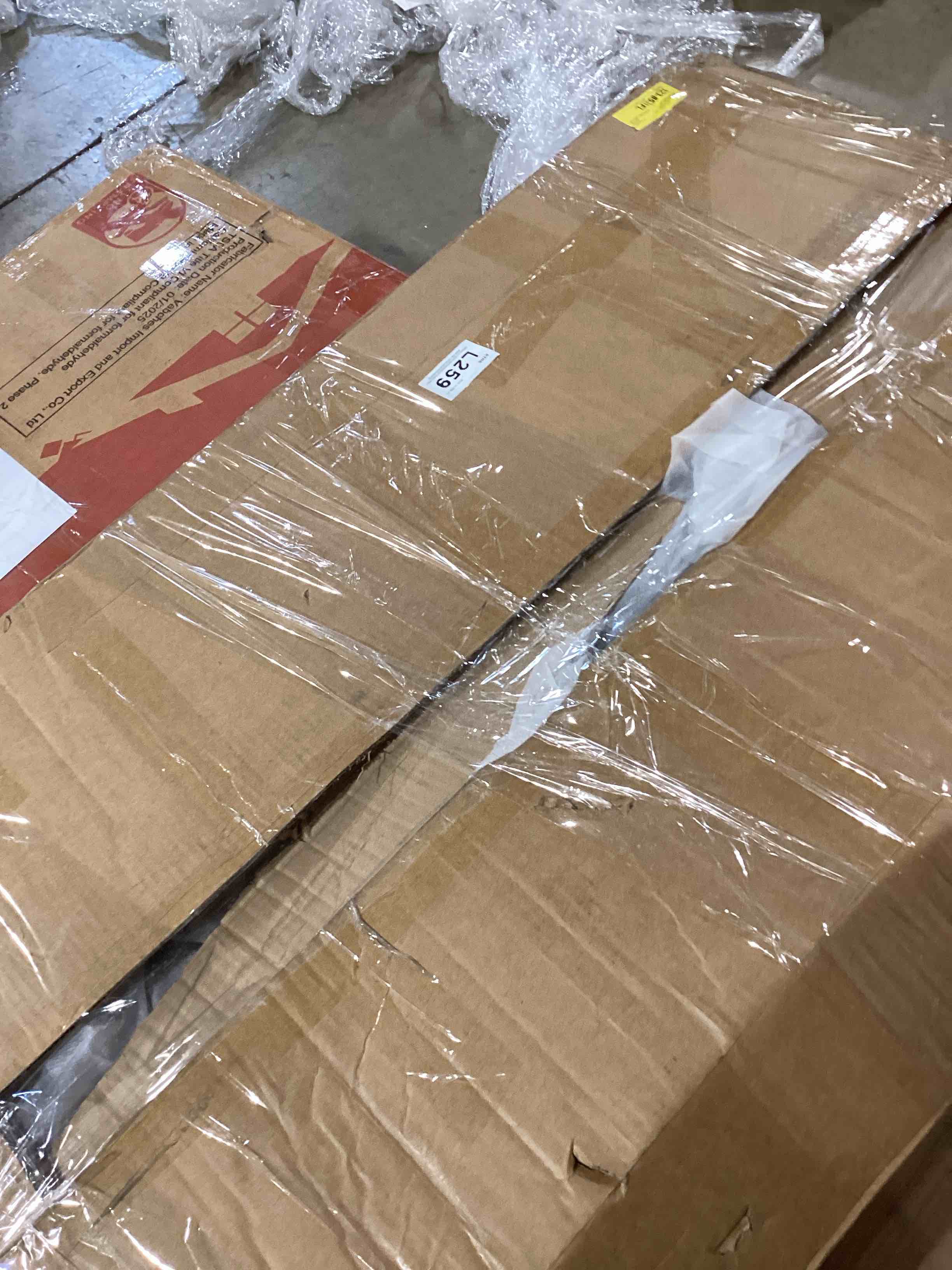 https://s3.amazonaws.com/lotting-images-prod/bidfta/GRA2588340_1750094007159.jpeg