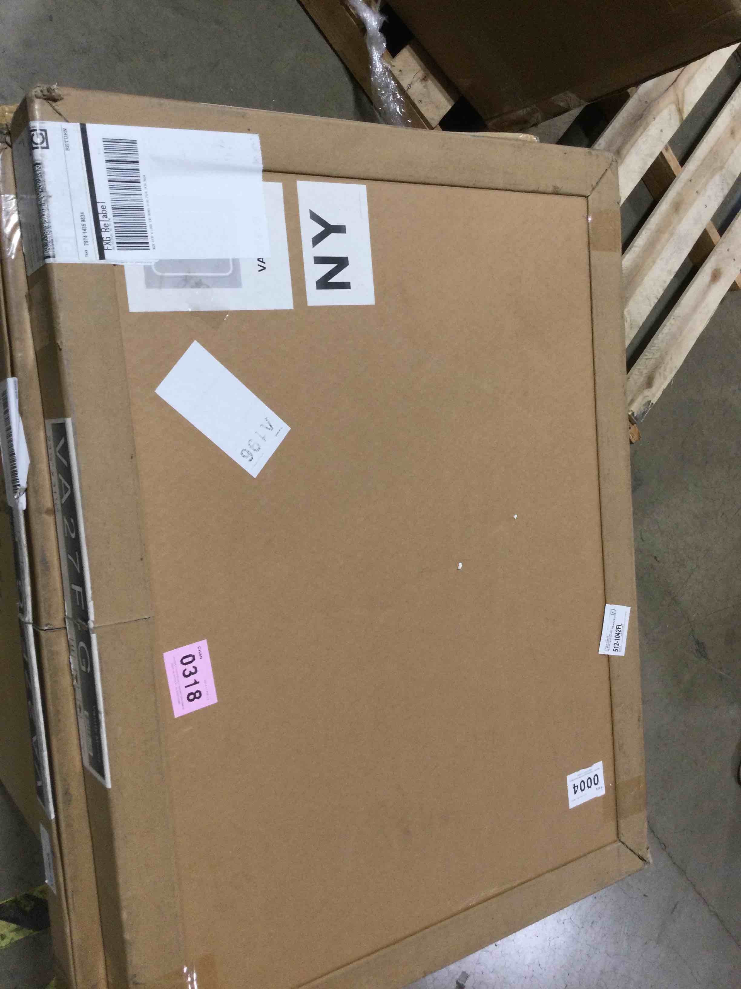 https://s3.amazonaws.com/lotting-images-prod/bidfta/GRA2588502_1750260130483.jpeg