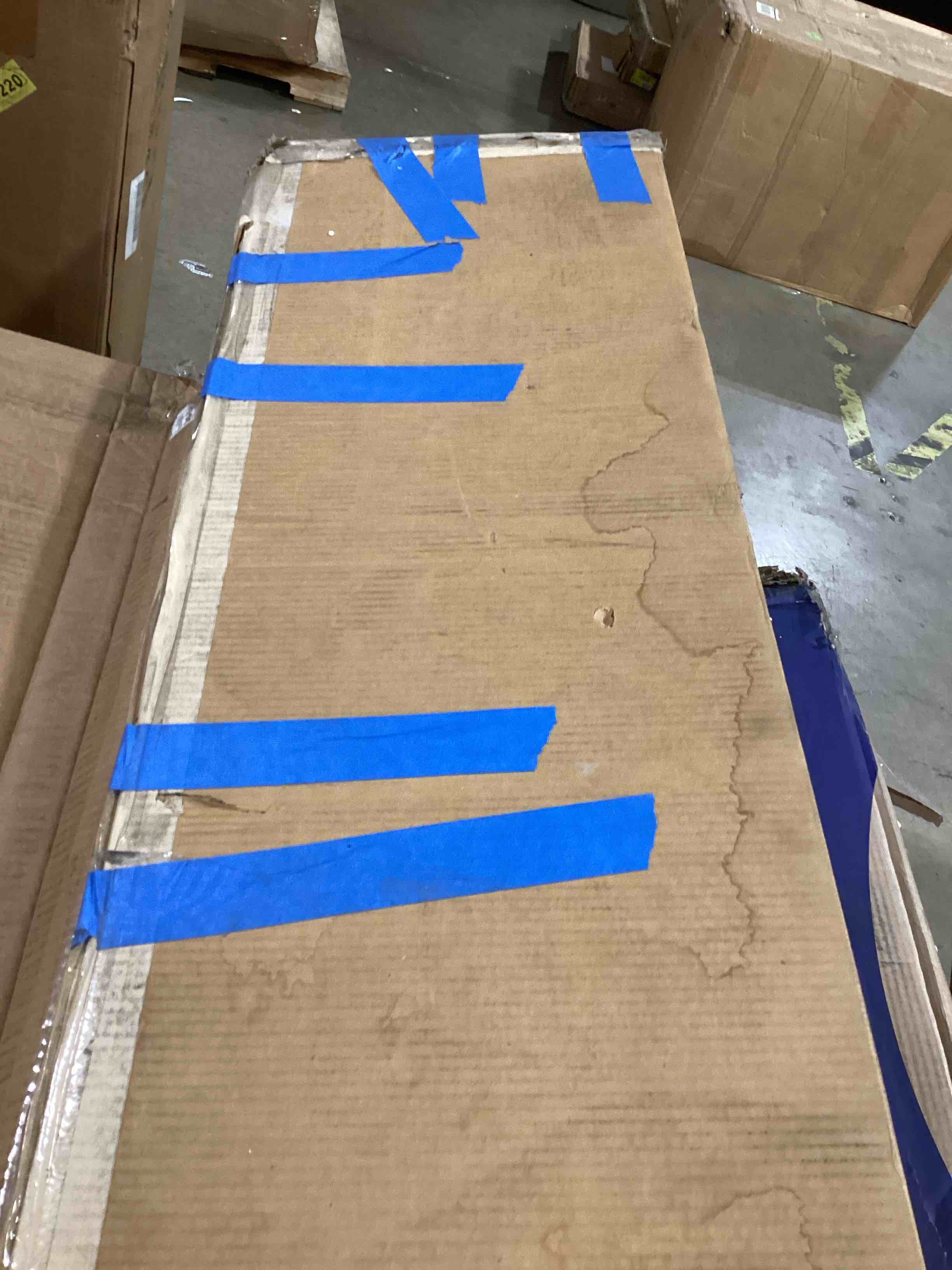 https://s3.amazonaws.com/lotting-images-prod/bidfta/GRA2588705_1750426807083.jpeg