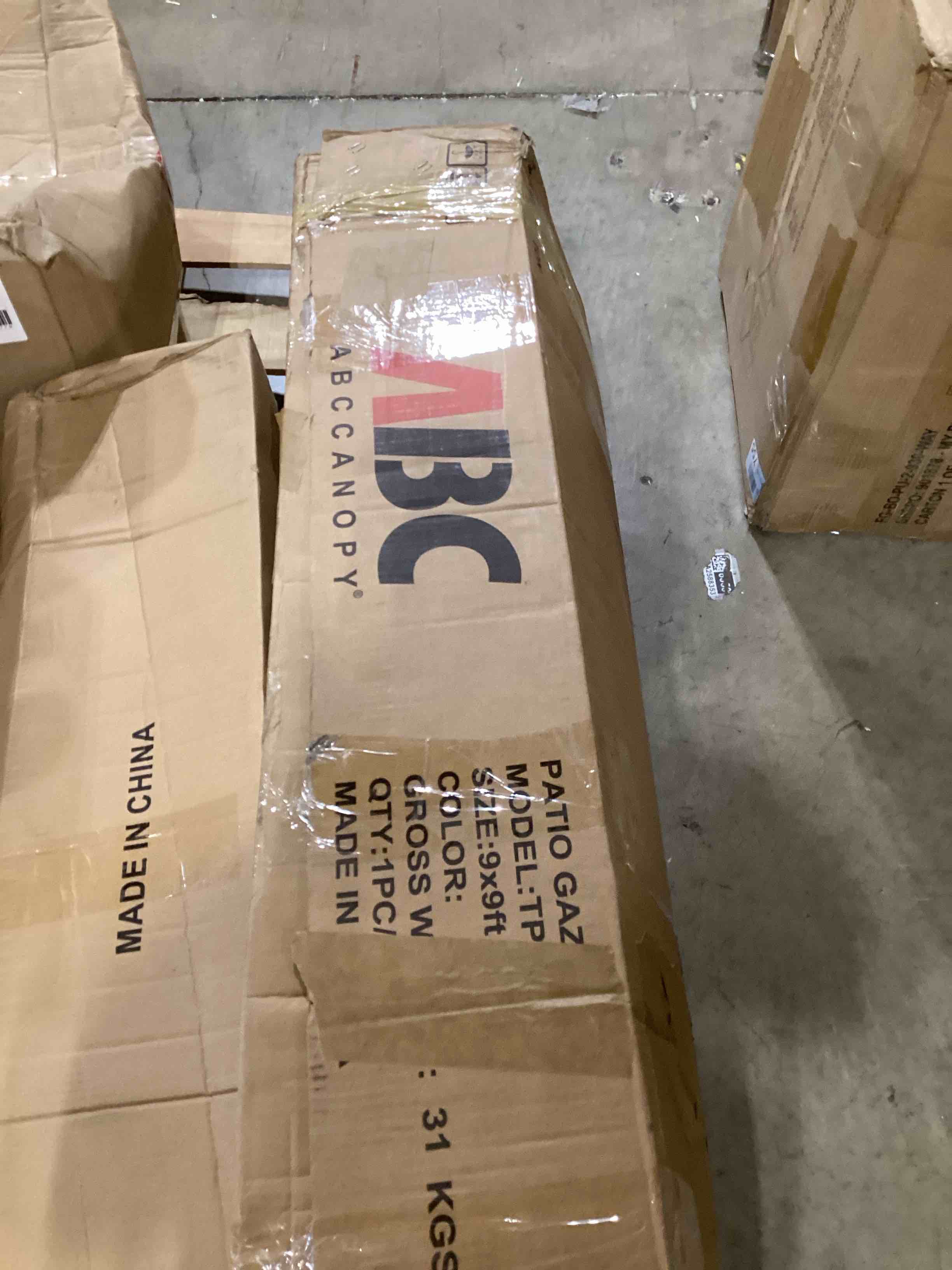 https://s3.amazonaws.com/lotting-images-prod/bidfta/GRA2588773_1750437799682.jpeg