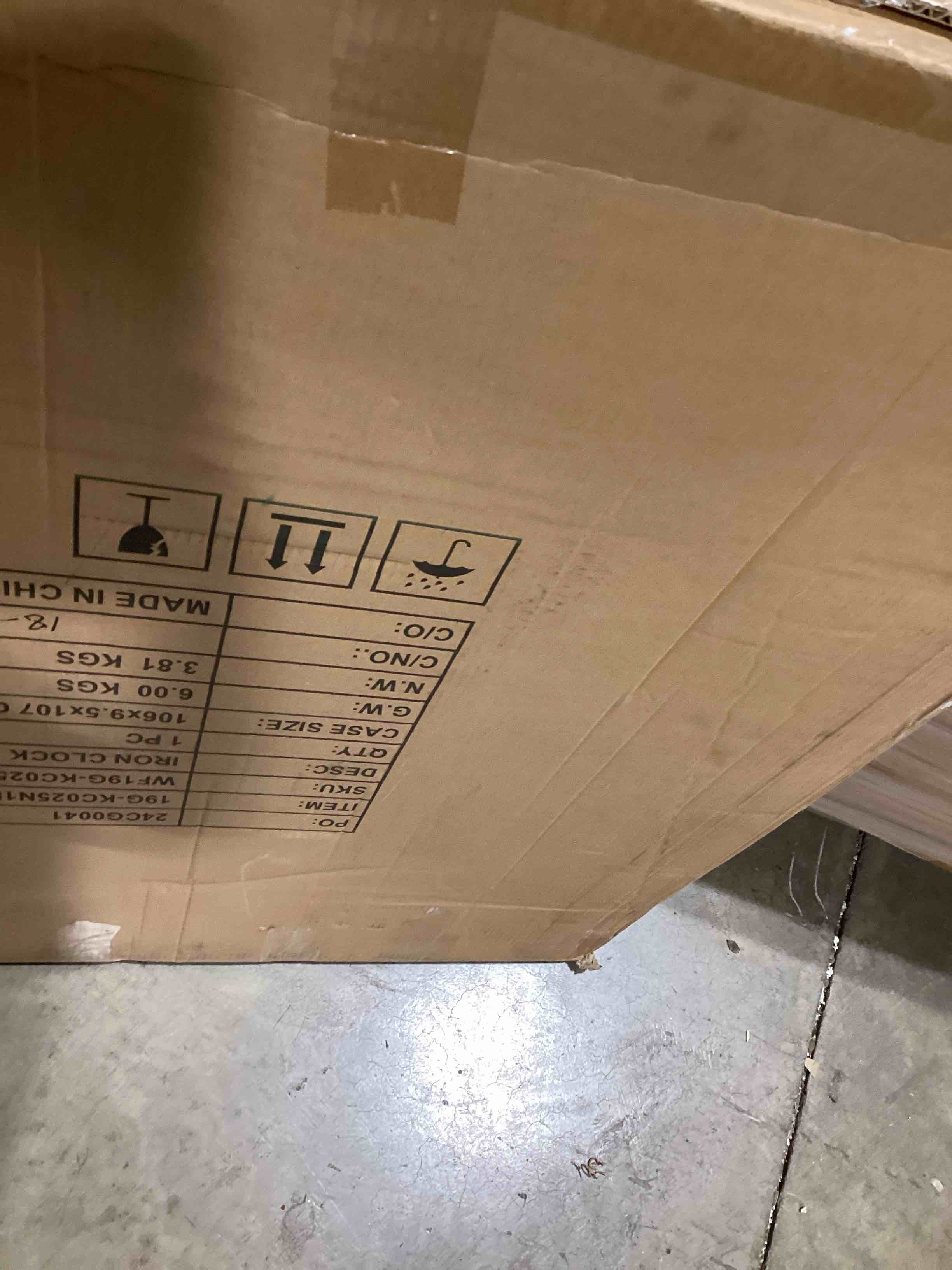 https://s3.amazonaws.com/lotting-images-prod/bidfta/GRA2588799_1750444074649.jpeg
