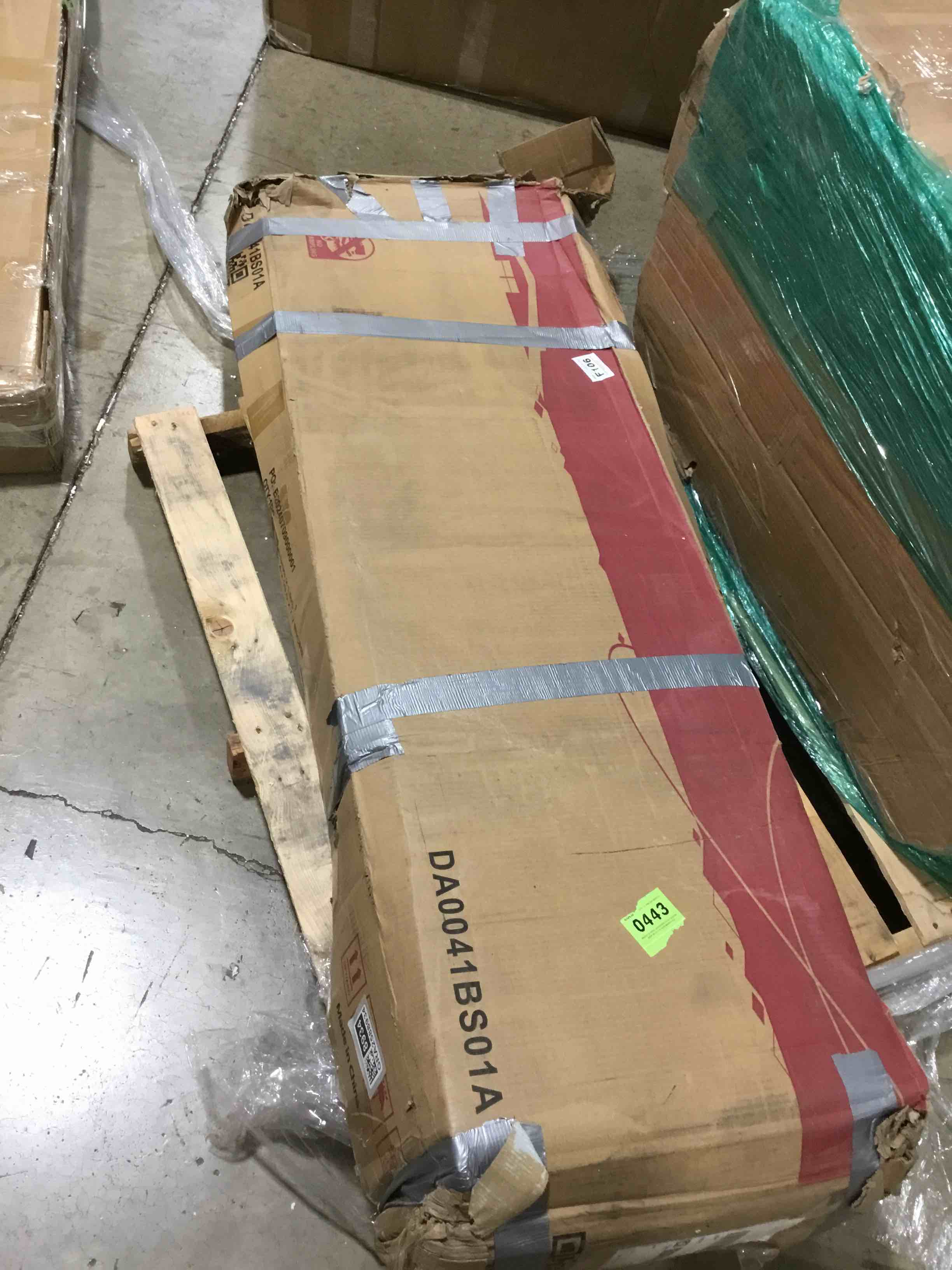 https://s3.amazonaws.com/lotting-images-prod/bidfta/GRA2588934_1750765805616.jpeg