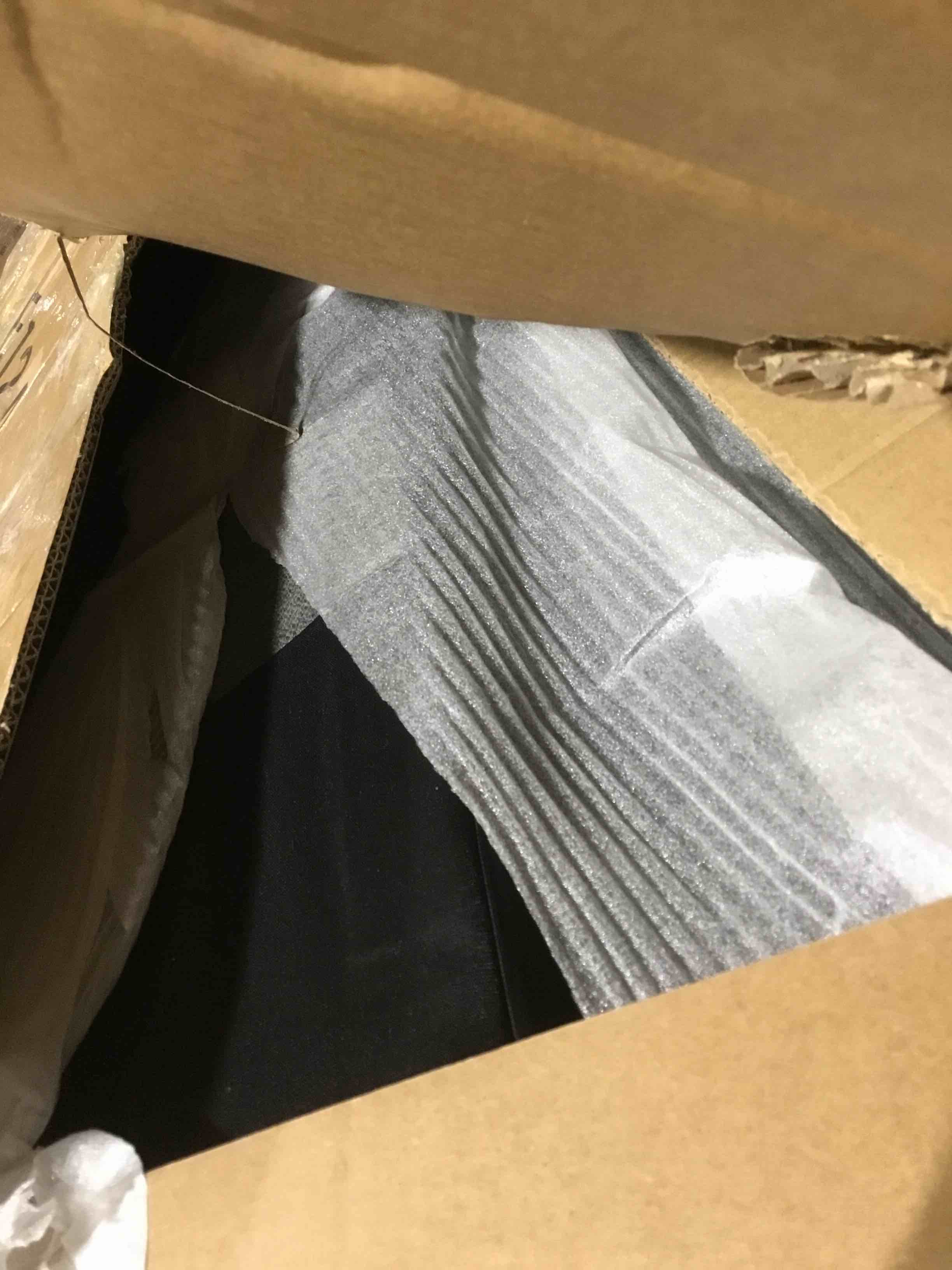 https://s3.amazonaws.com/lotting-images-prod/bidfta/GRA2588942_1750764562884.jpeg