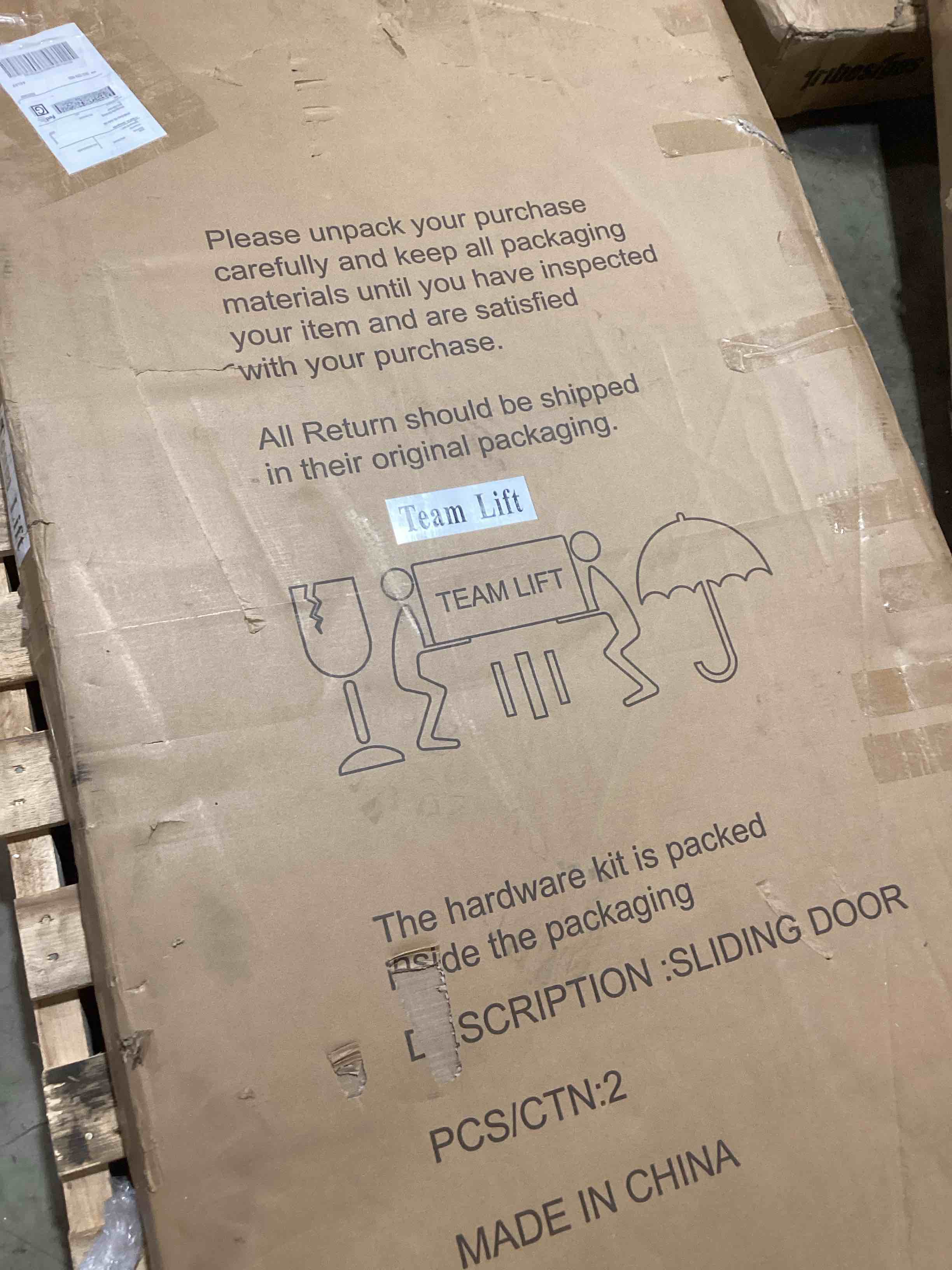 https://s3.amazonaws.com/lotting-images-prod/bidfta/GRA2588981_1750771376442.jpeg