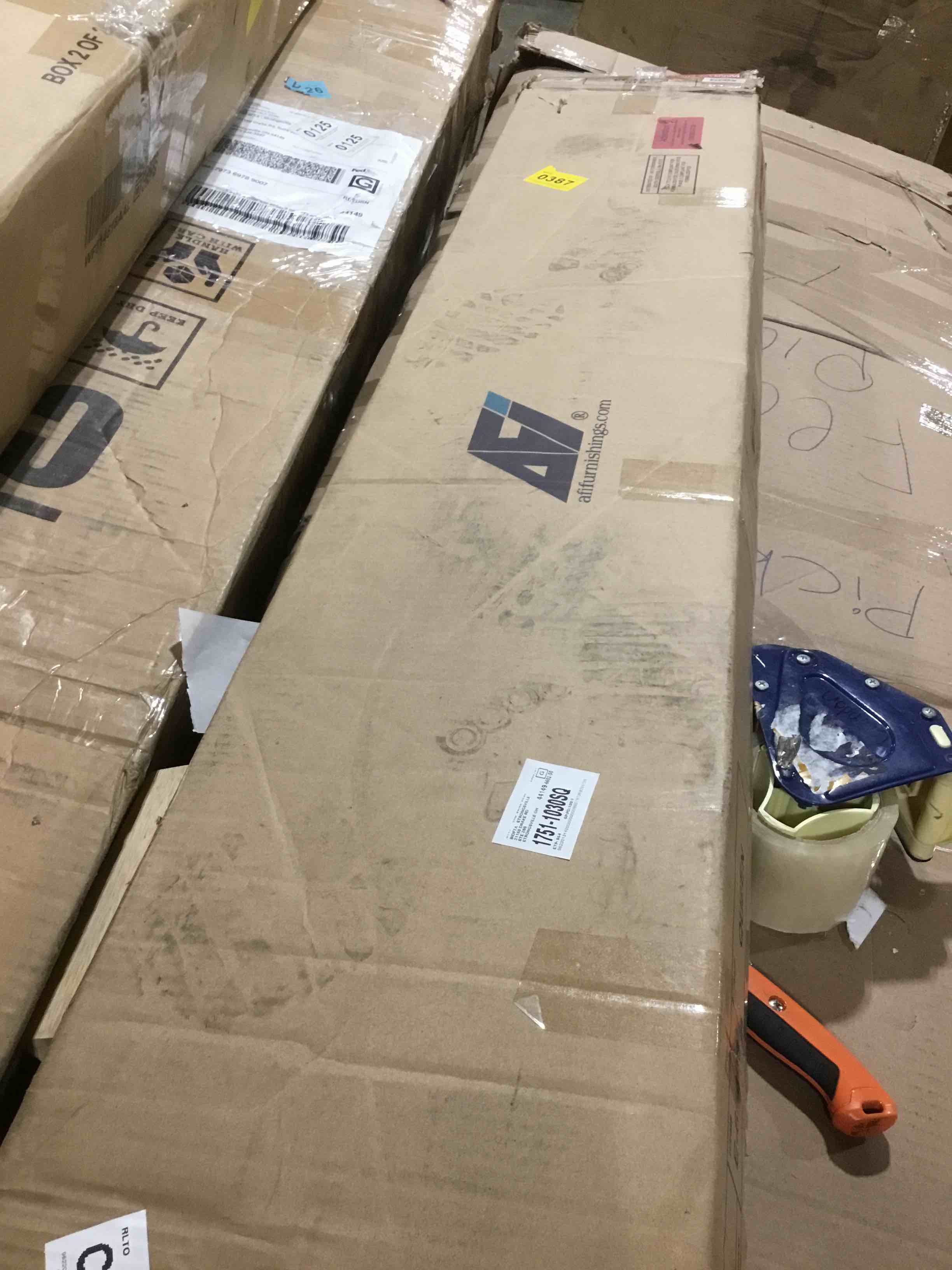 https://s3.amazonaws.com/lotting-images-prod/bidfta/GRA2589072_1750853239482.jpeg
