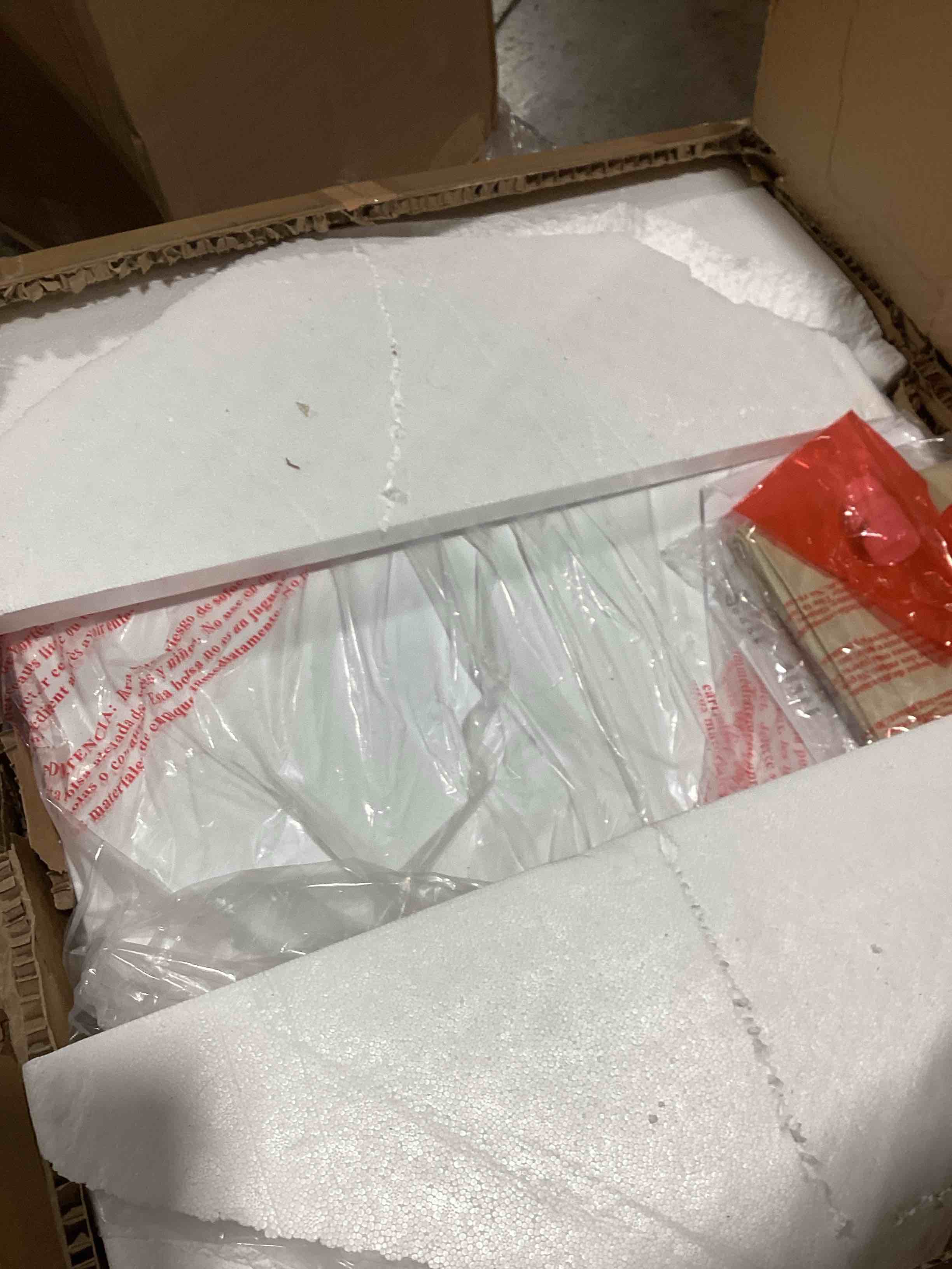 https://s3.amazonaws.com/lotting-images-prod/bidfta/GRA2589091_1750853379554.jpeg