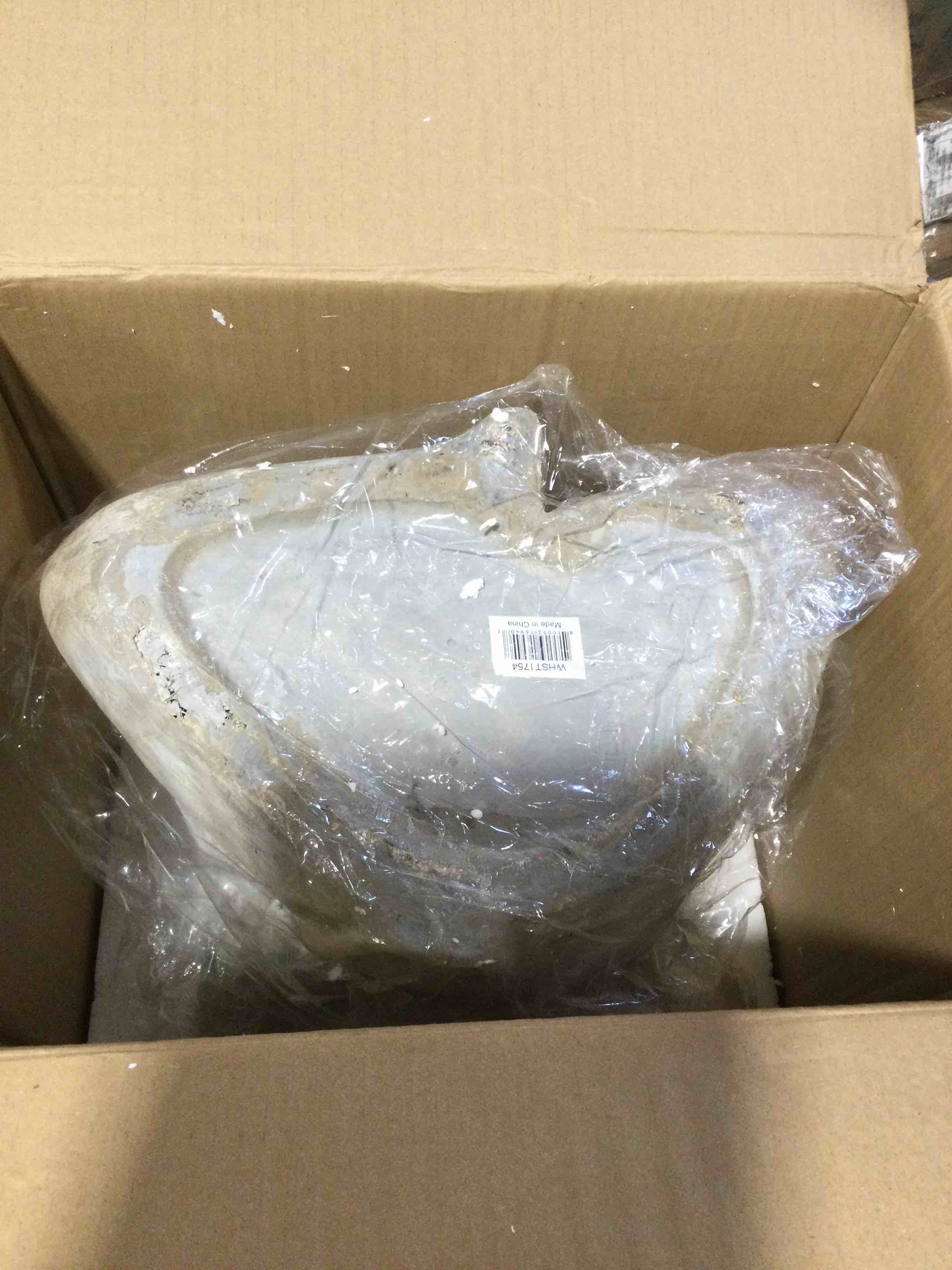 https://s3.amazonaws.com/lotting-images-prod/bidfta/GRA2589196_1750939178338.jpeg