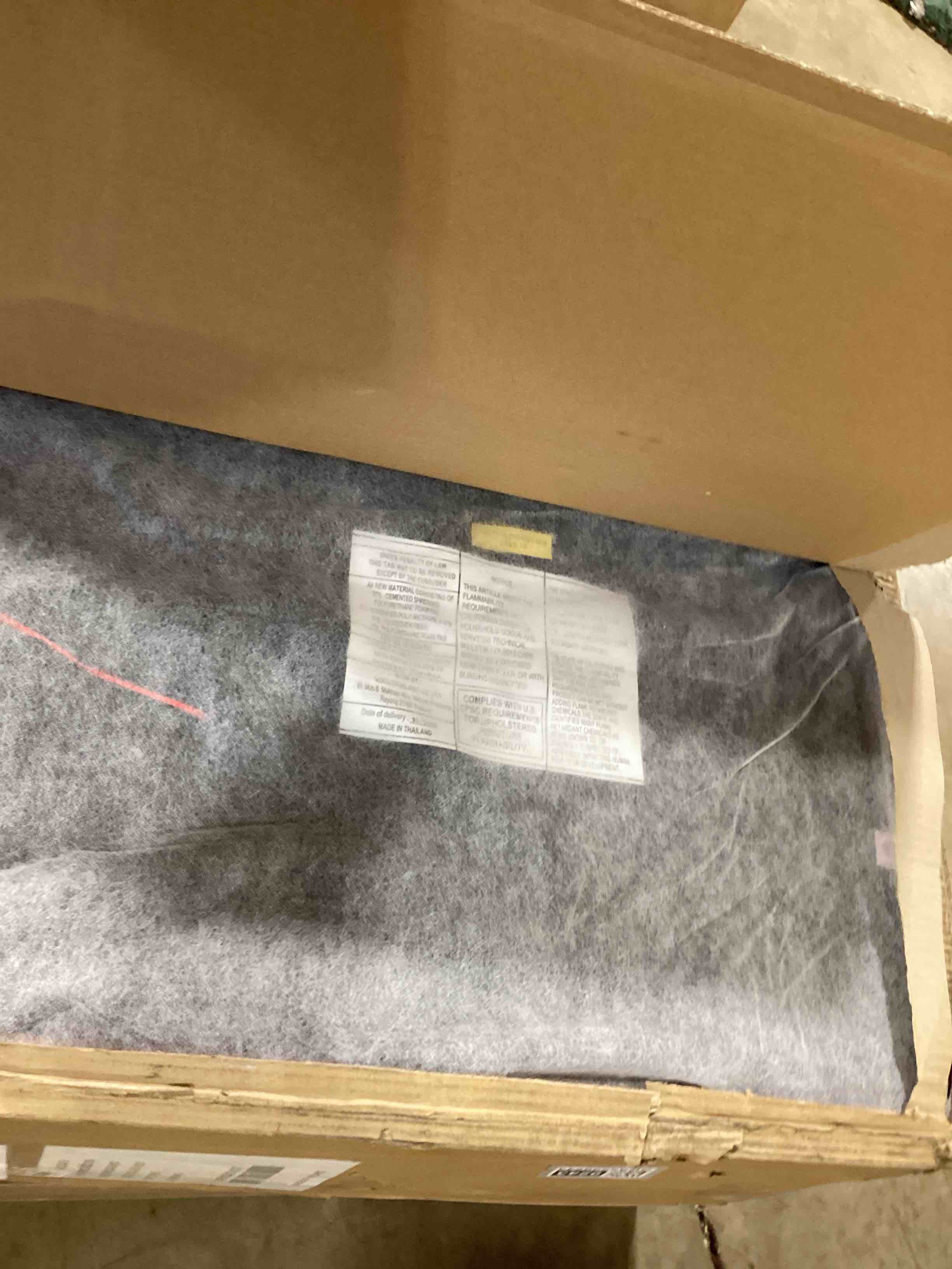 https://s3.amazonaws.com/lotting-images-prod/bidfta/GRA2589243_1750949325501.jpeg