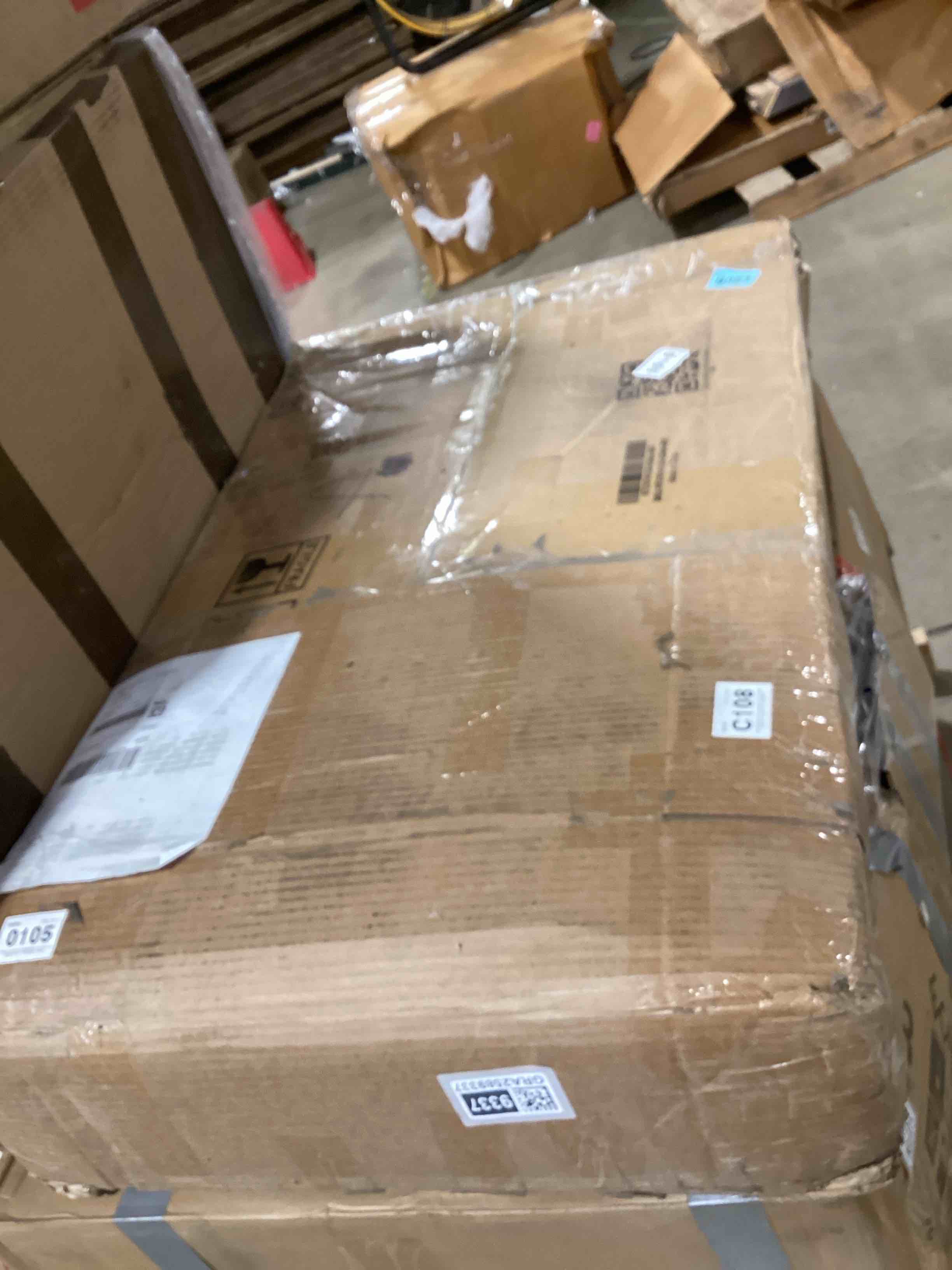 https://s3.amazonaws.com/lotting-images-prod/bidfta/GRA2589337_1751045962686.jpeg