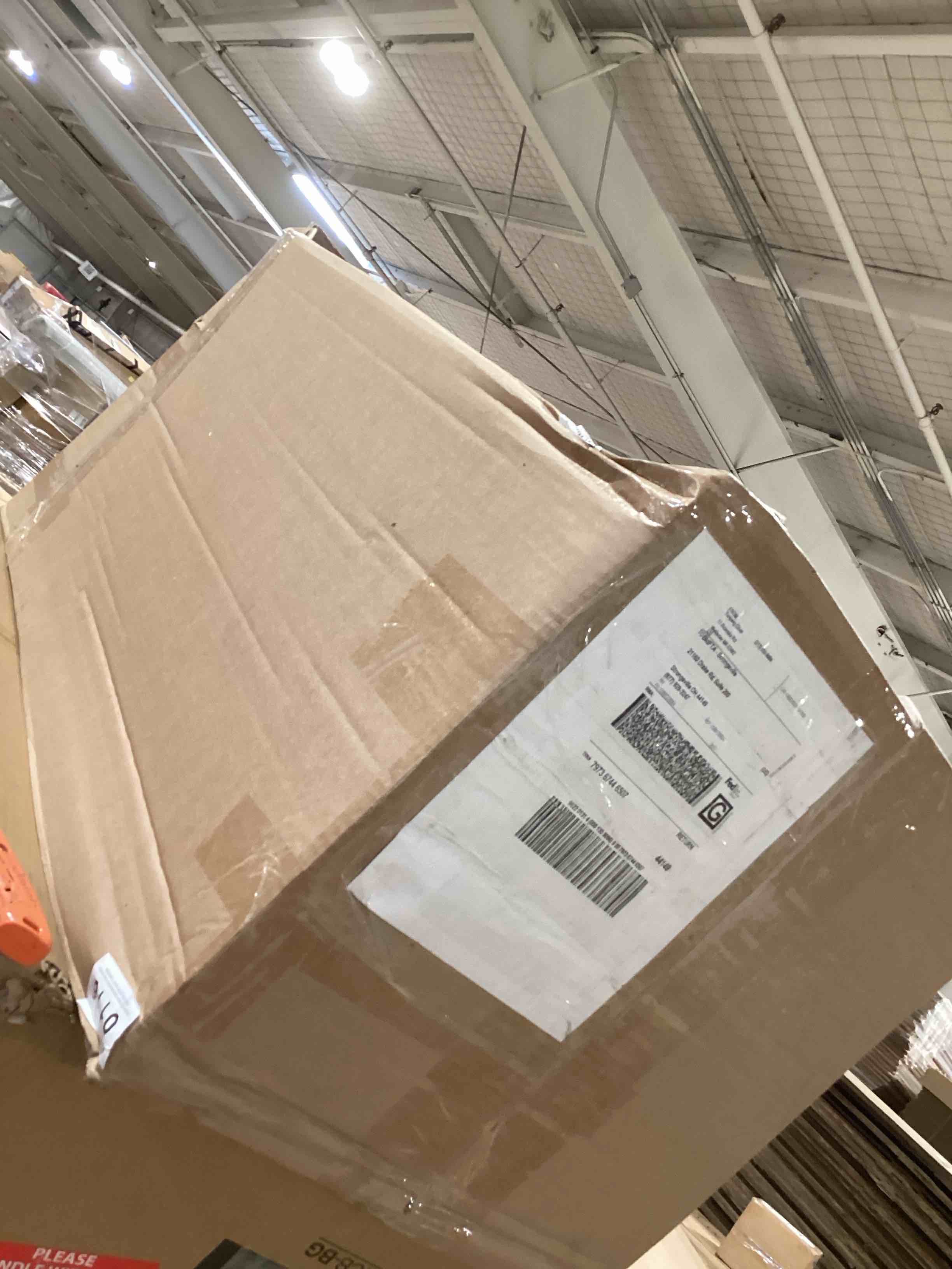 https://s3.amazonaws.com/lotting-images-prod/bidfta/GRA2589348_1751047620599.jpeg