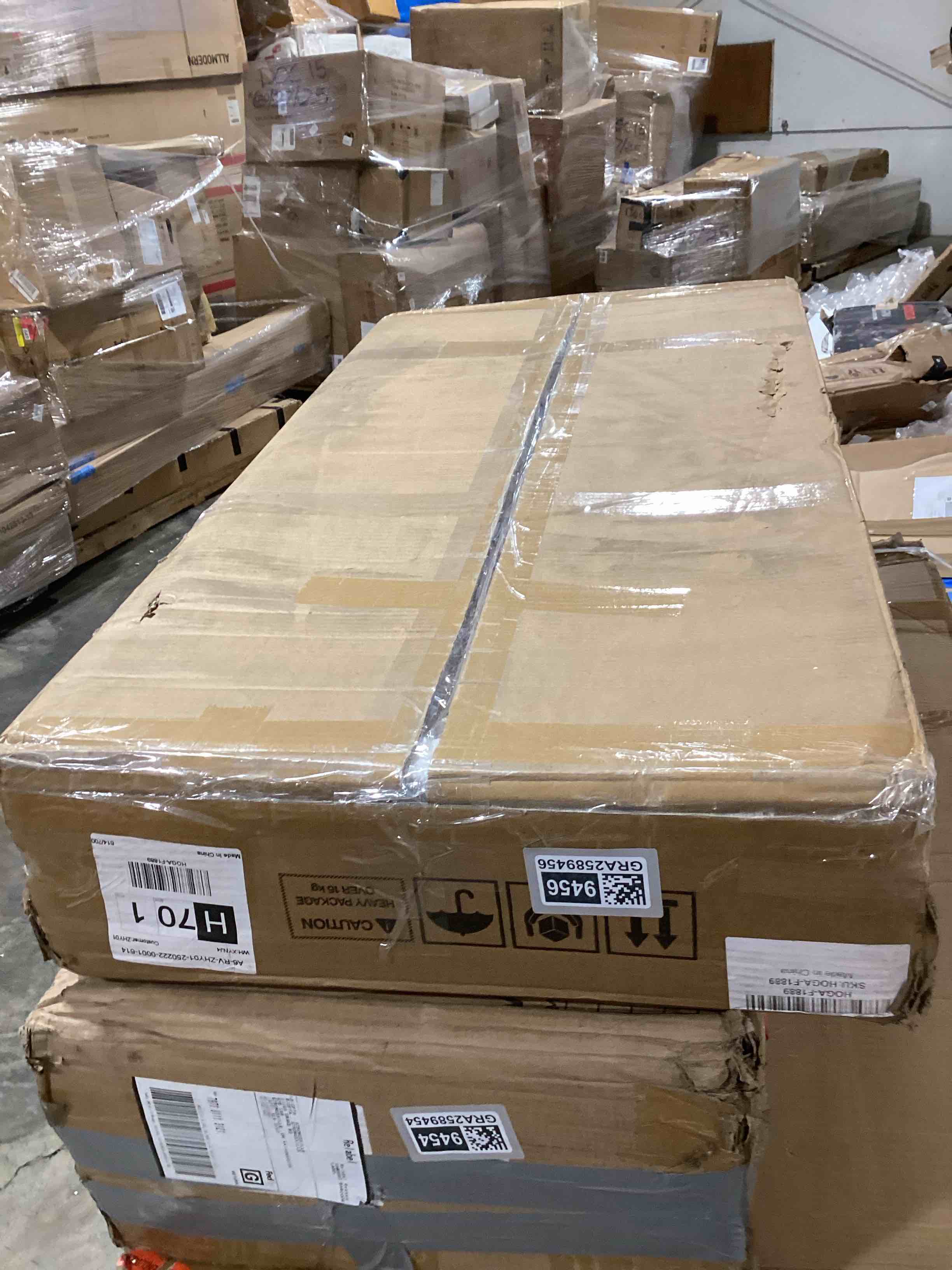 https://s3.amazonaws.com/lotting-images-prod/bidfta/GRA2589456_1751293974420.jpeg