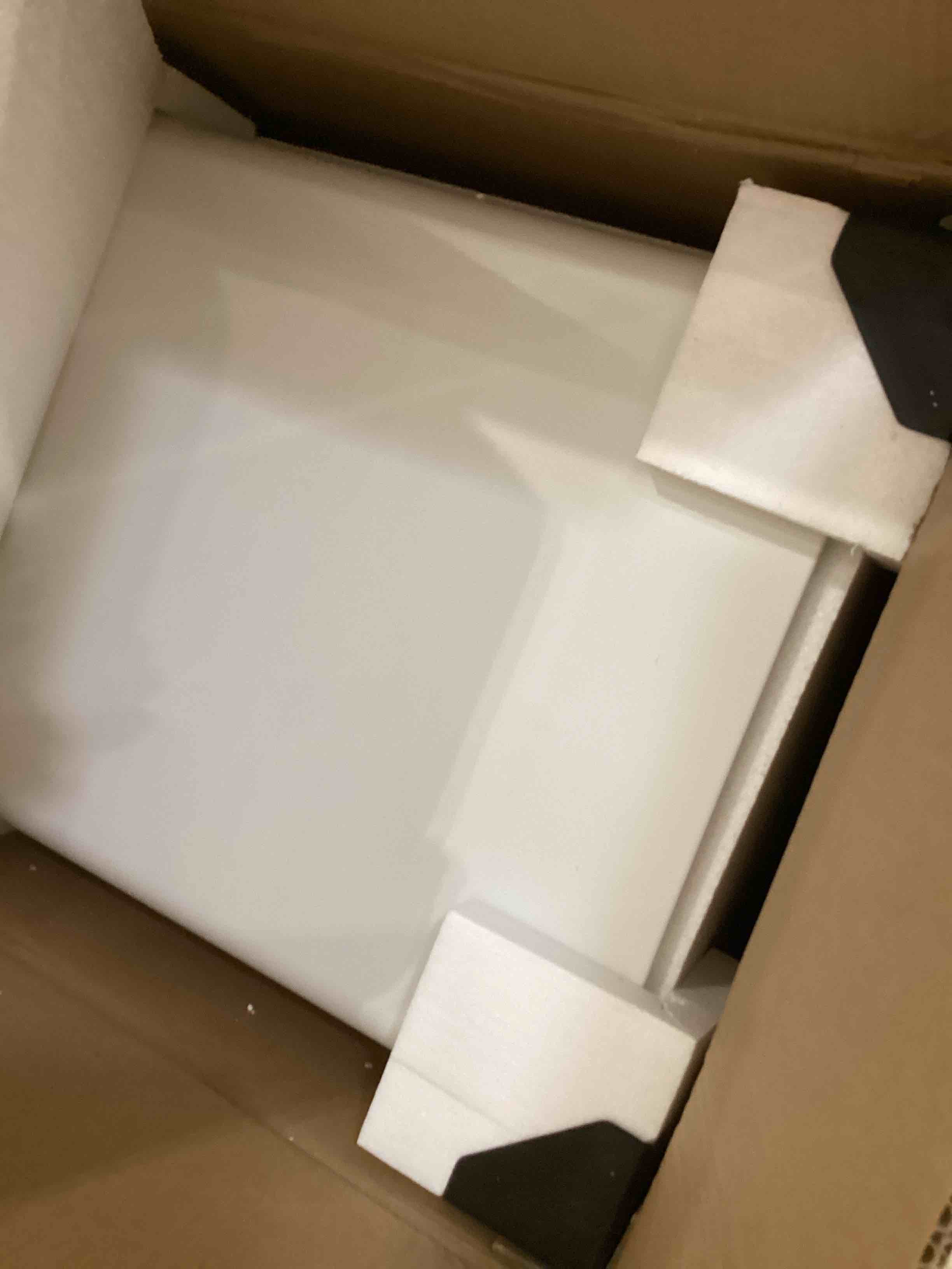 https://s3.amazonaws.com/lotting-images-prod/bidfta/GRA2589638_1751469528207.jpeg