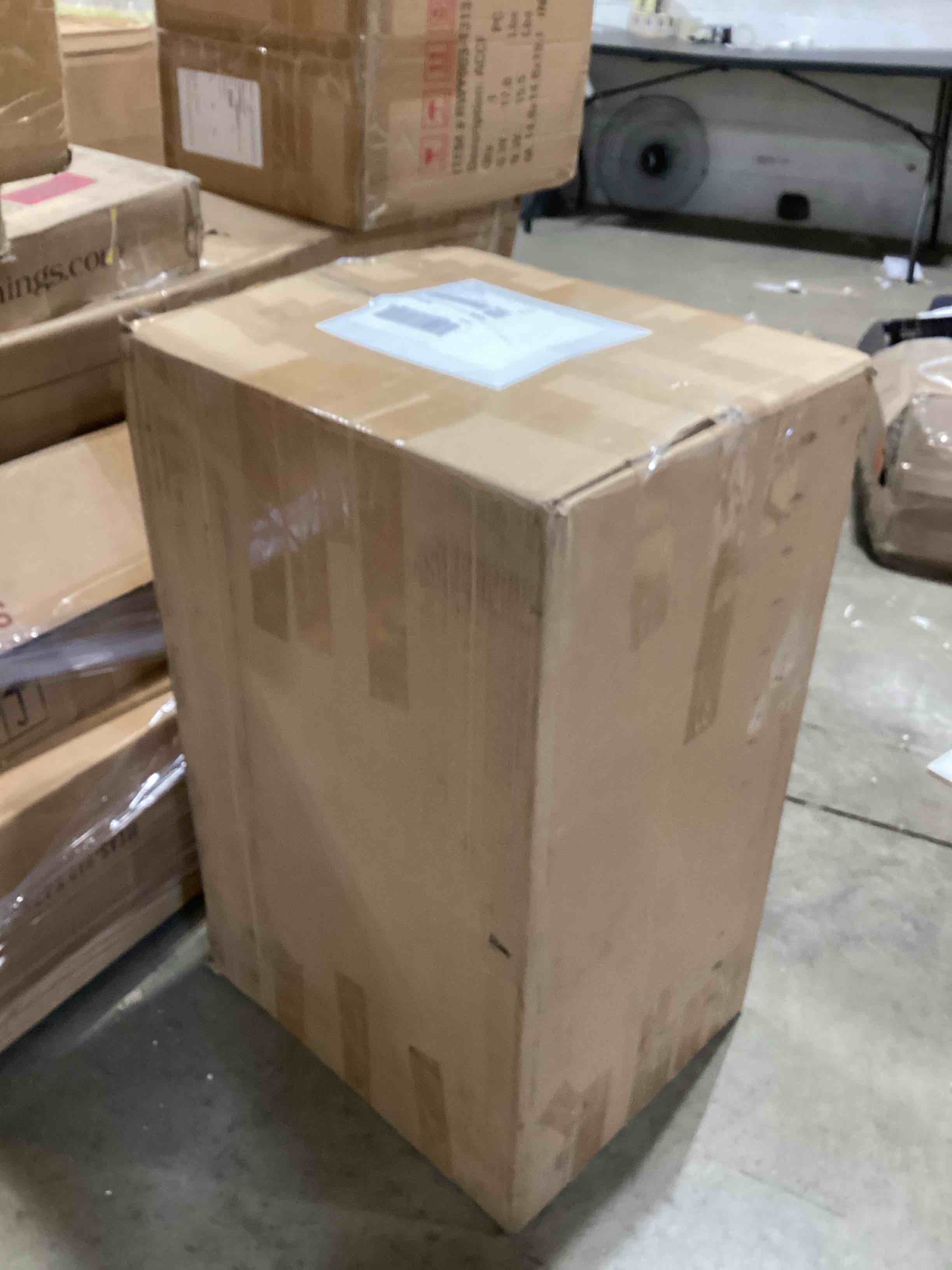 https://s3.amazonaws.com/lotting-images-prod/bidfta/GRA2589650_1751469770840.jpeg