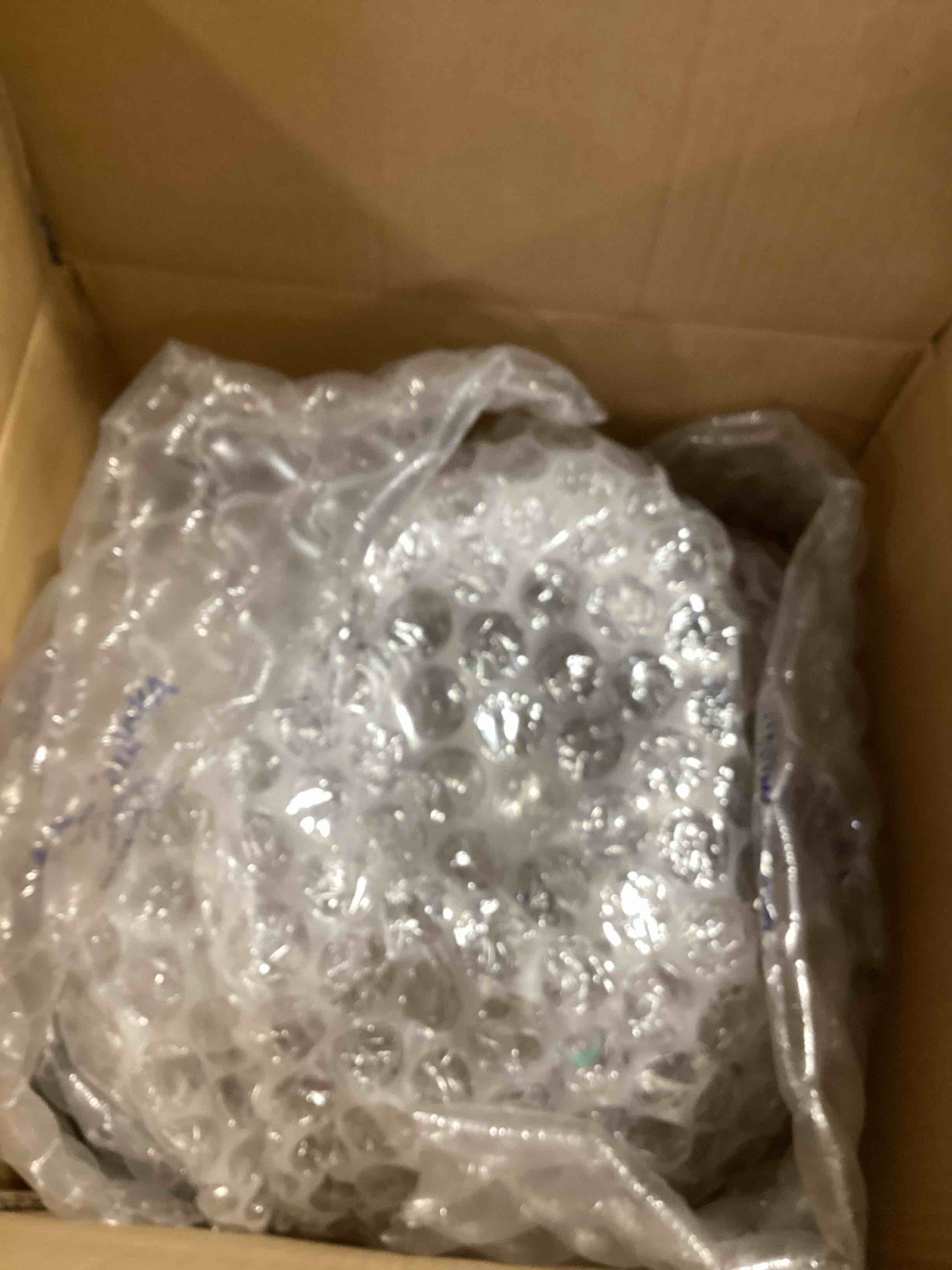https://s3.amazonaws.com/lotting-images-prod/bidfta/GRA2589653_1751470958182.jpeg