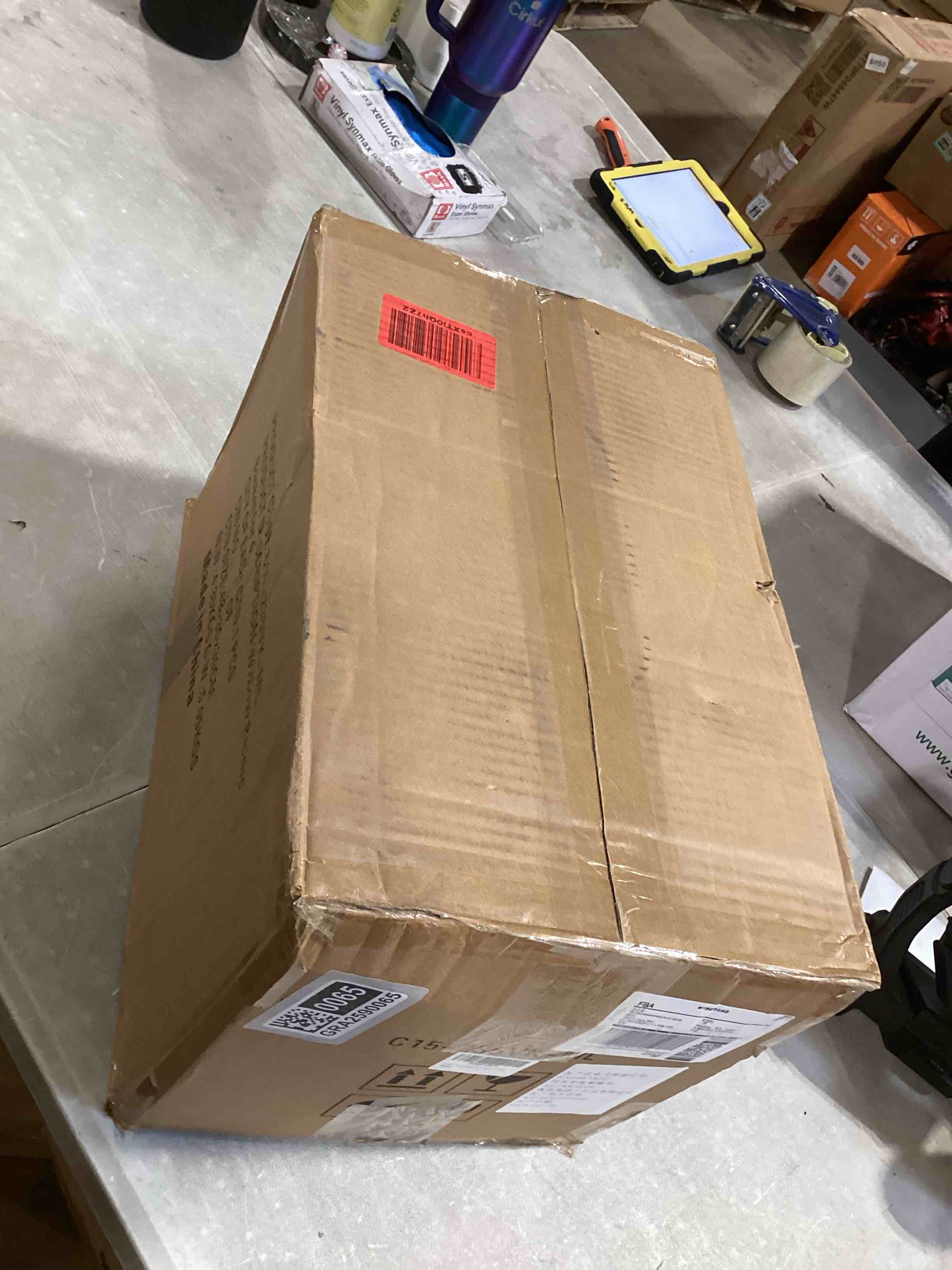 https://s3.amazonaws.com/lotting-images-prod/bidfta/GRA2590065_1750682720412.jpeg