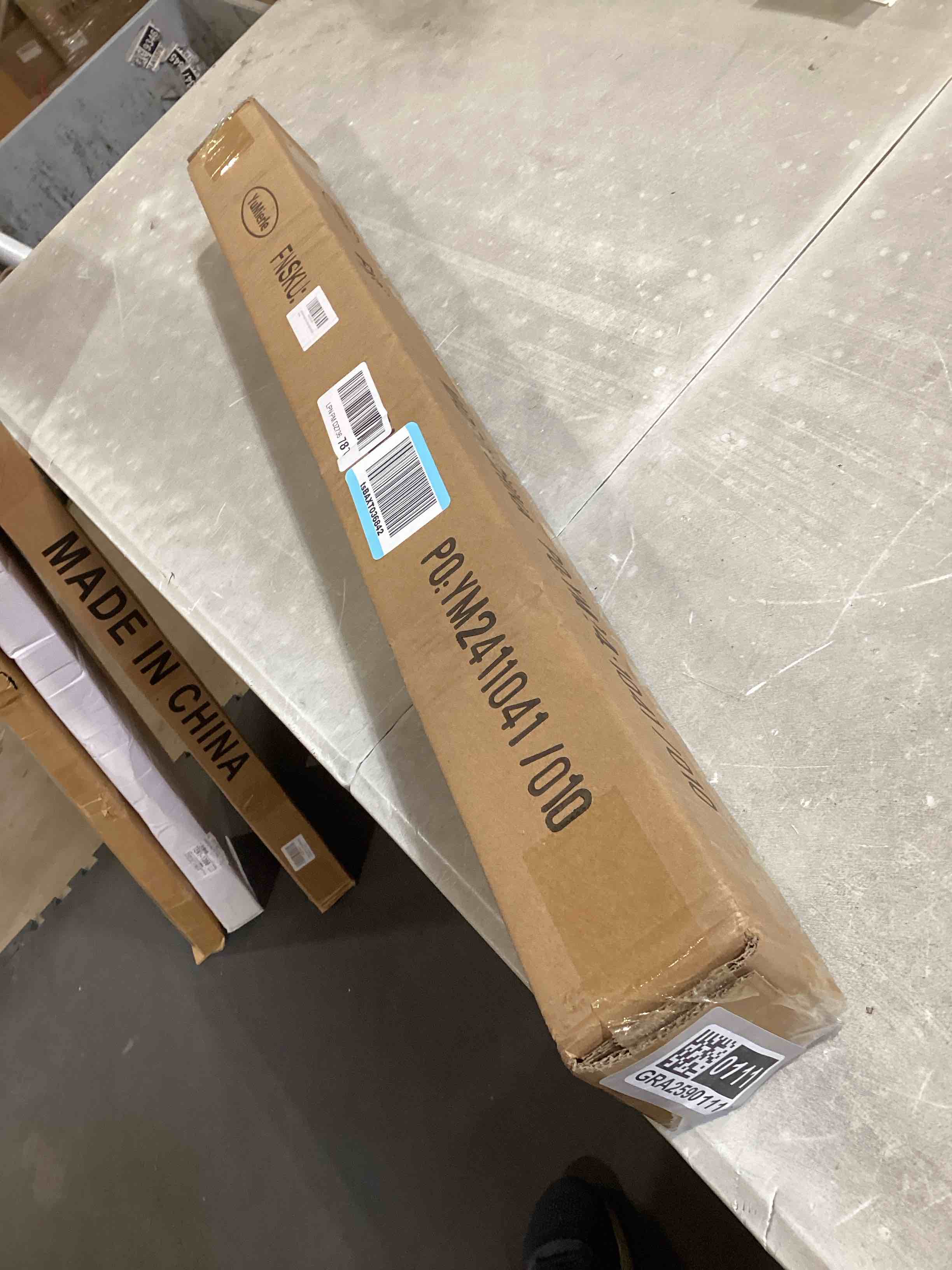 https://s3.amazonaws.com/lotting-images-prod/bidfta/GRA2590111_1750687946507.jpeg