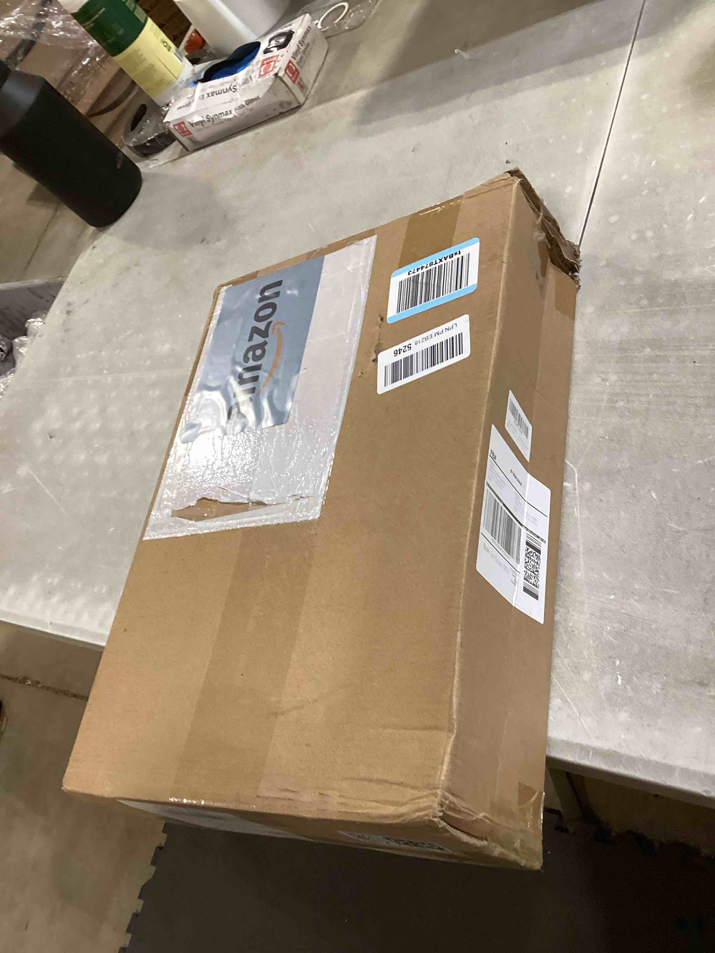 https://s3.amazonaws.com/lotting-images-prod/bidfta/GRA2590130_1750689427134.jpeg