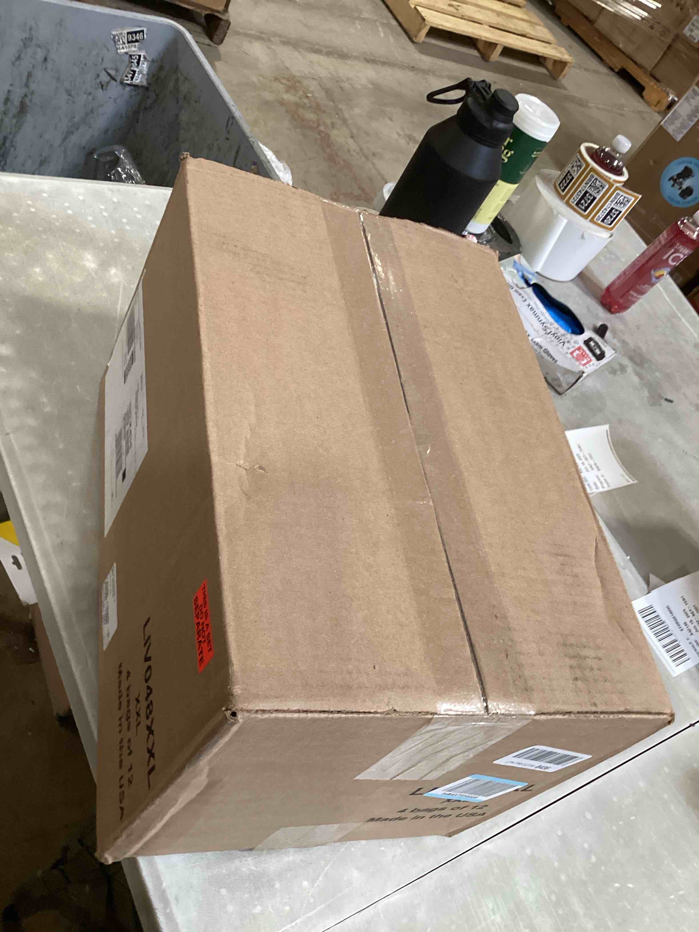 https://s3.amazonaws.com/lotting-images-prod/bidfta/GRA2590207_1750705444461.jpeg