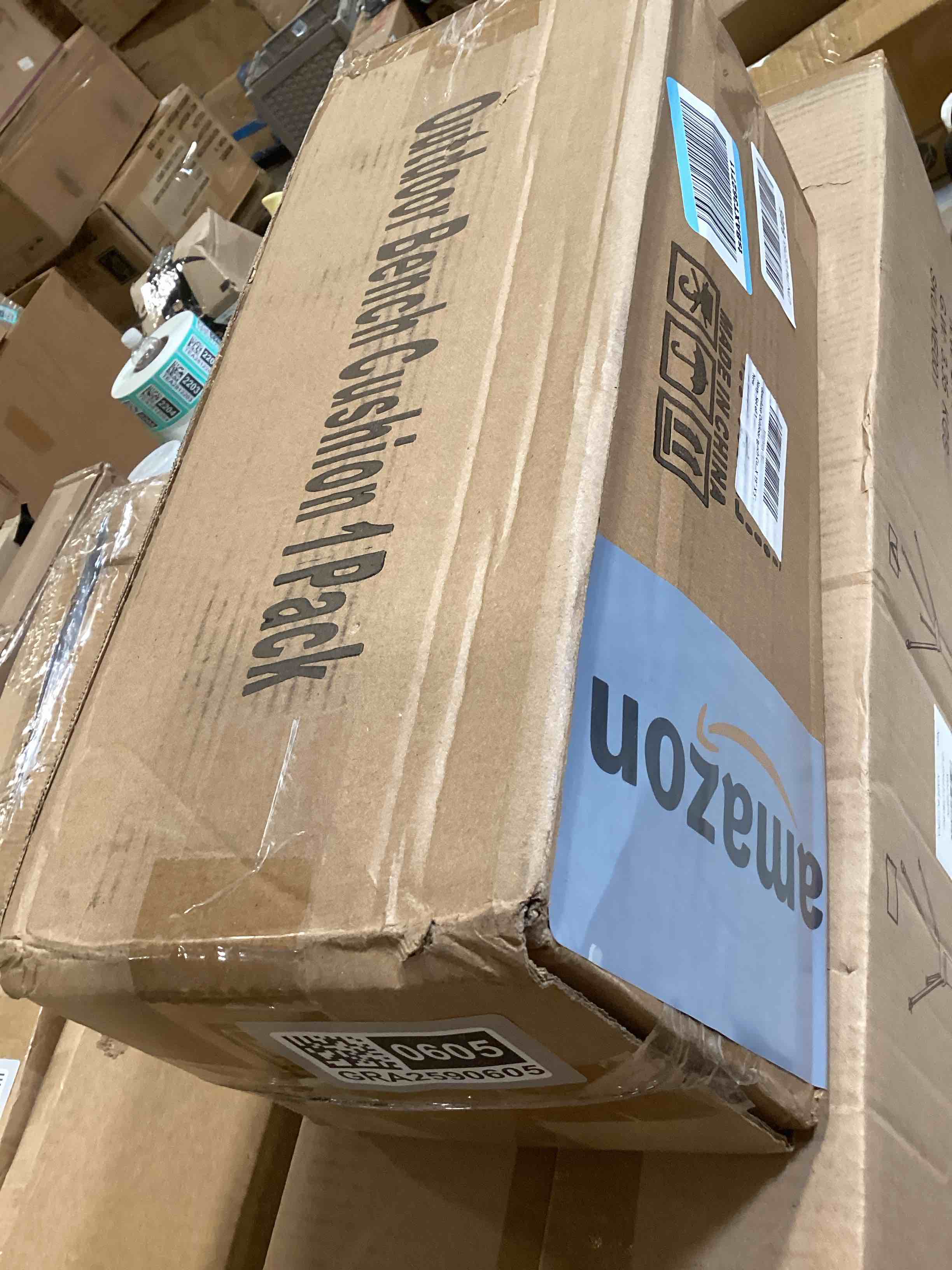 https://s3.amazonaws.com/lotting-images-prod/bidfta/GRA2590605_1750864093404.jpeg