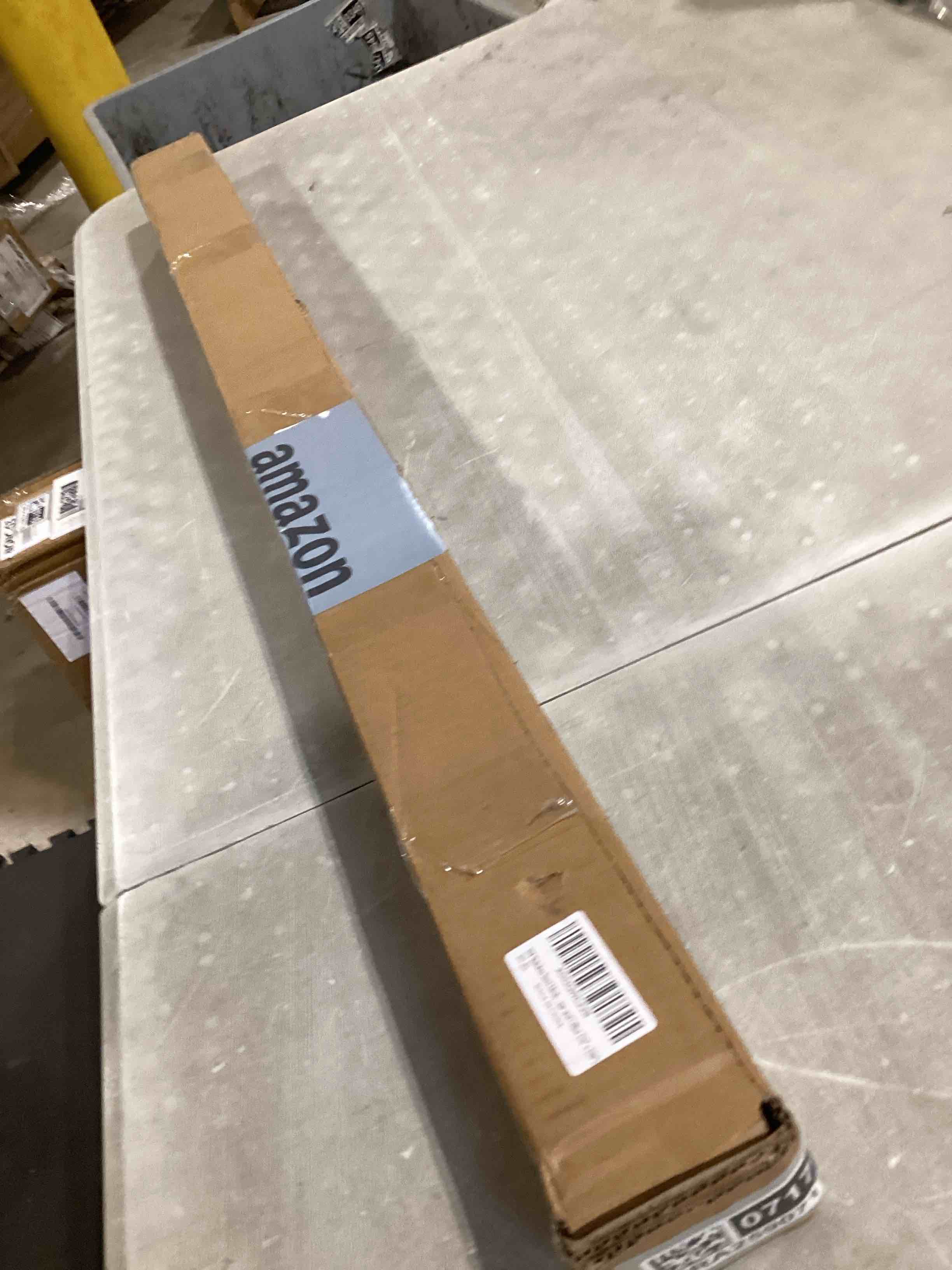 https://s3.amazonaws.com/lotting-images-prod/bidfta/GRA2590717_1750937880035.jpeg