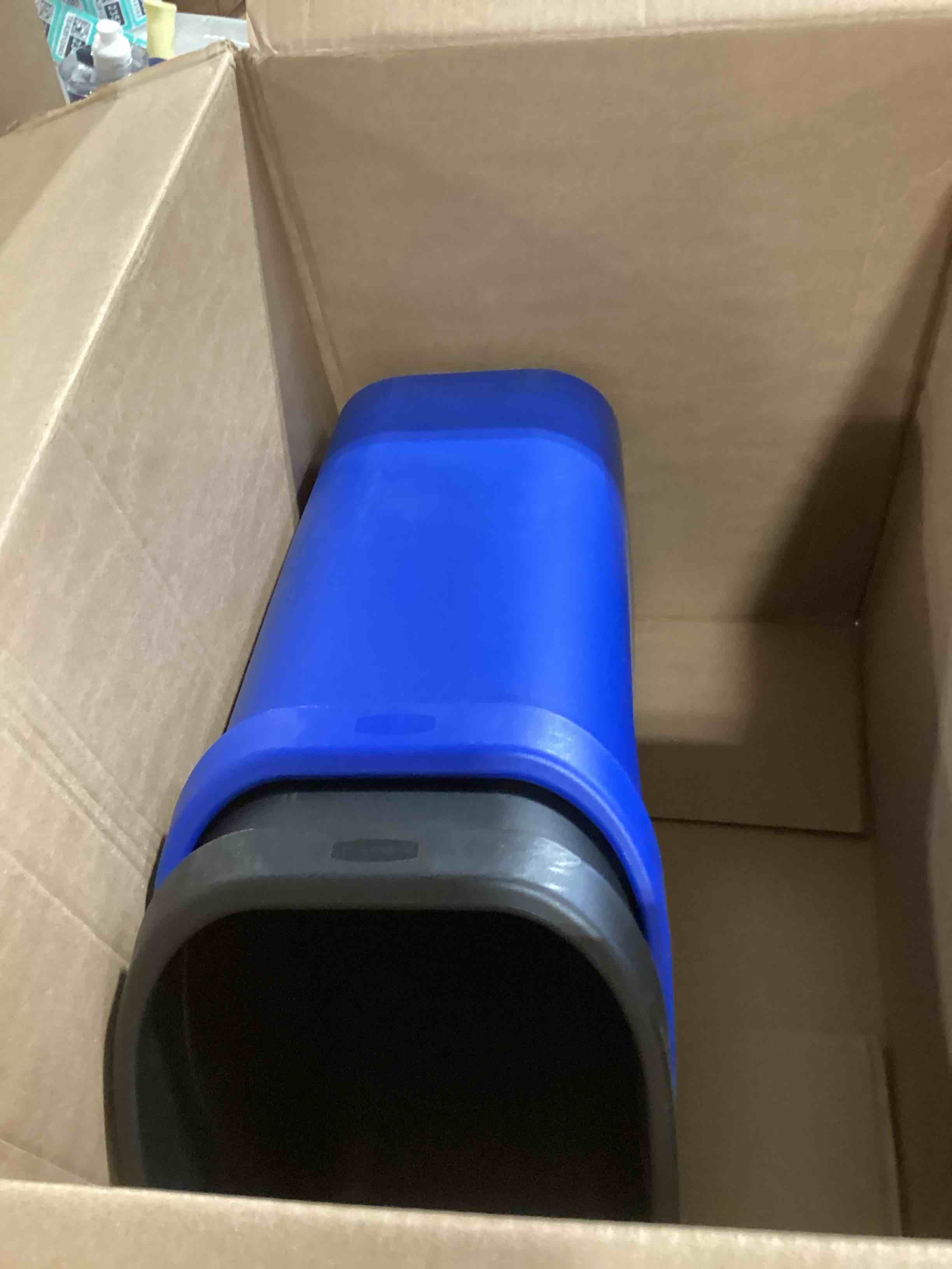 https://s3.amazonaws.com/lotting-images-prod/bidfta/GRA2590723_1750938740169.jpeg