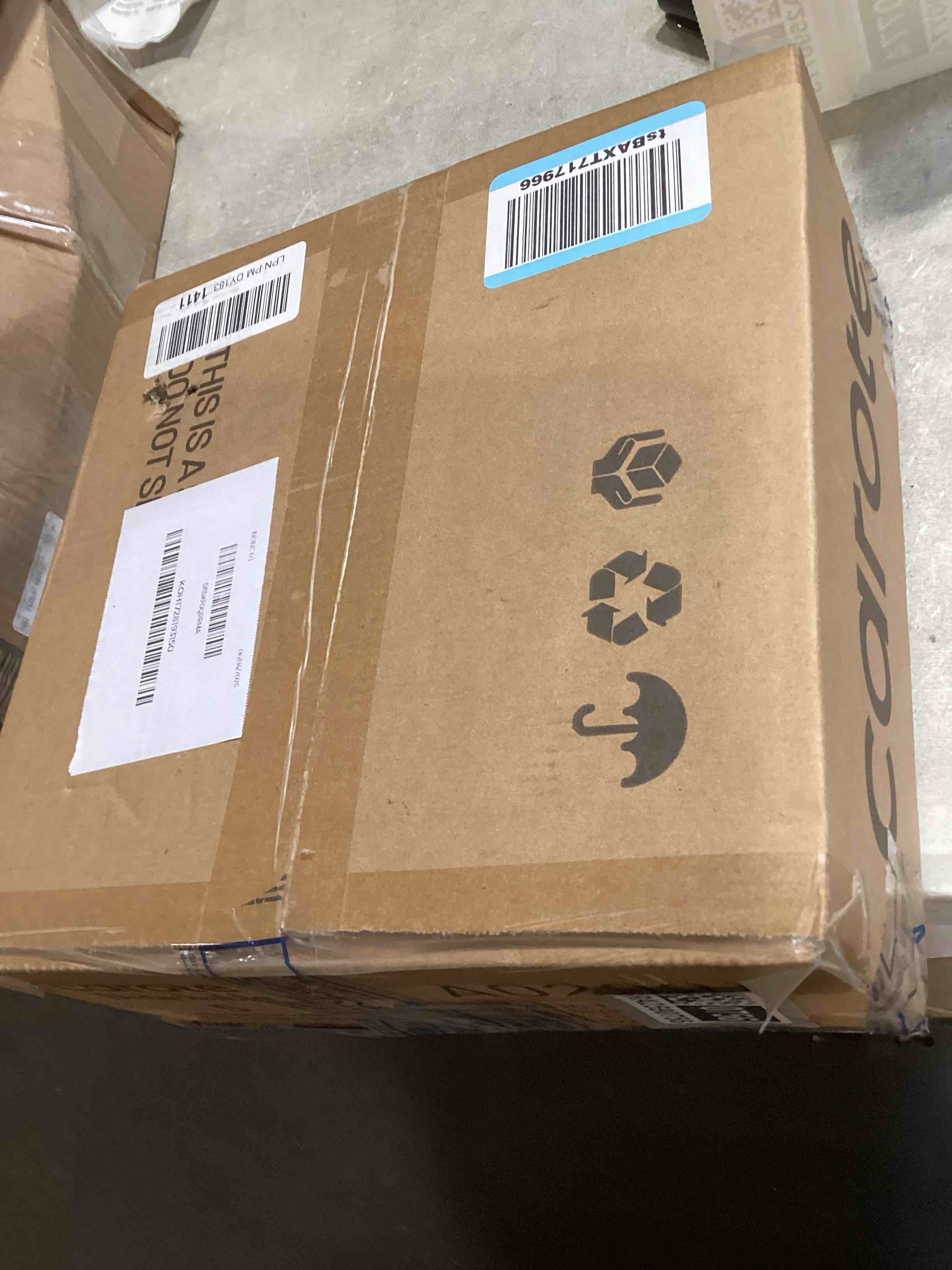 https://s3.amazonaws.com/lotting-images-prod/bidfta/GRA2590756_1750944335320.jpeg