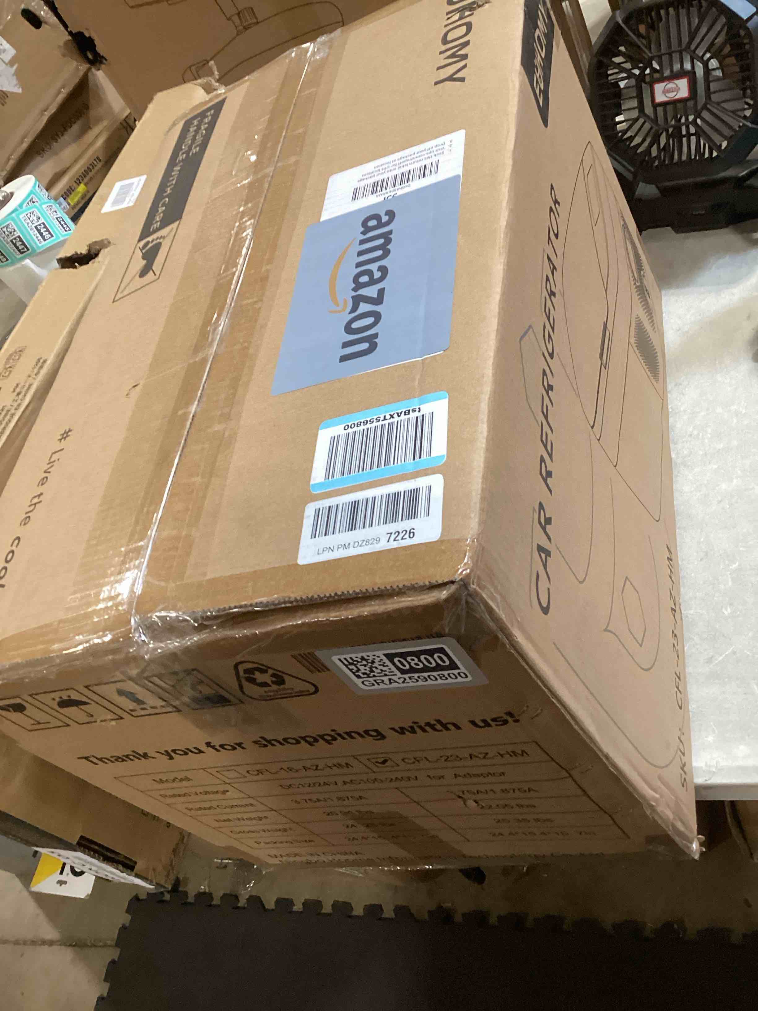https://s3.amazonaws.com/lotting-images-prod/bidfta/GRA2590800_1750947697838.jpeg
