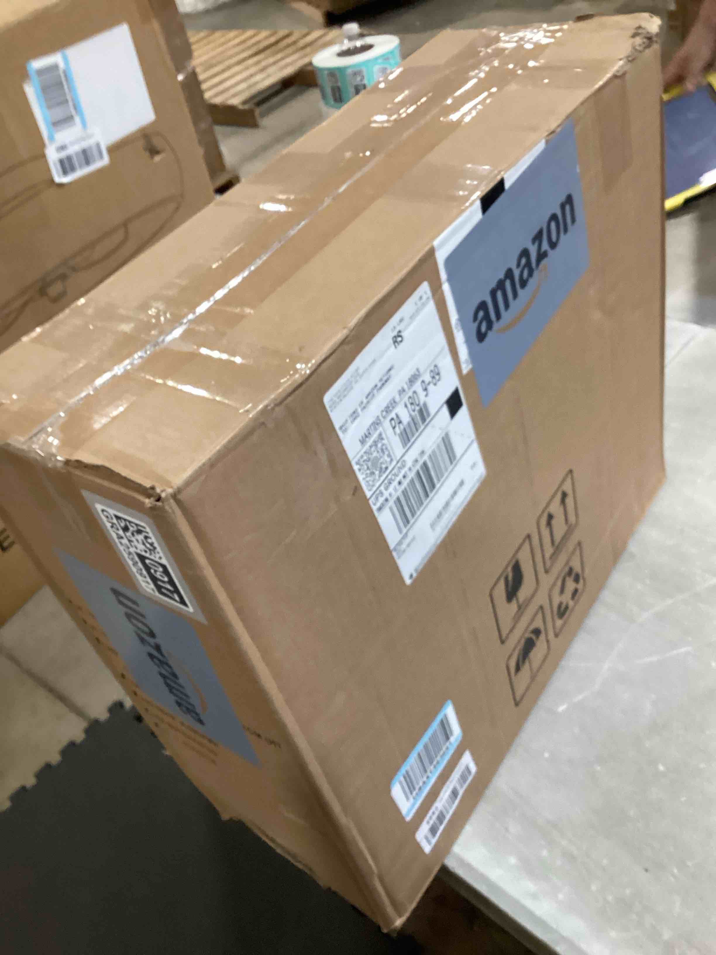 https://s3.amazonaws.com/lotting-images-prod/bidfta/GRA2590917_1750963336688.jpeg