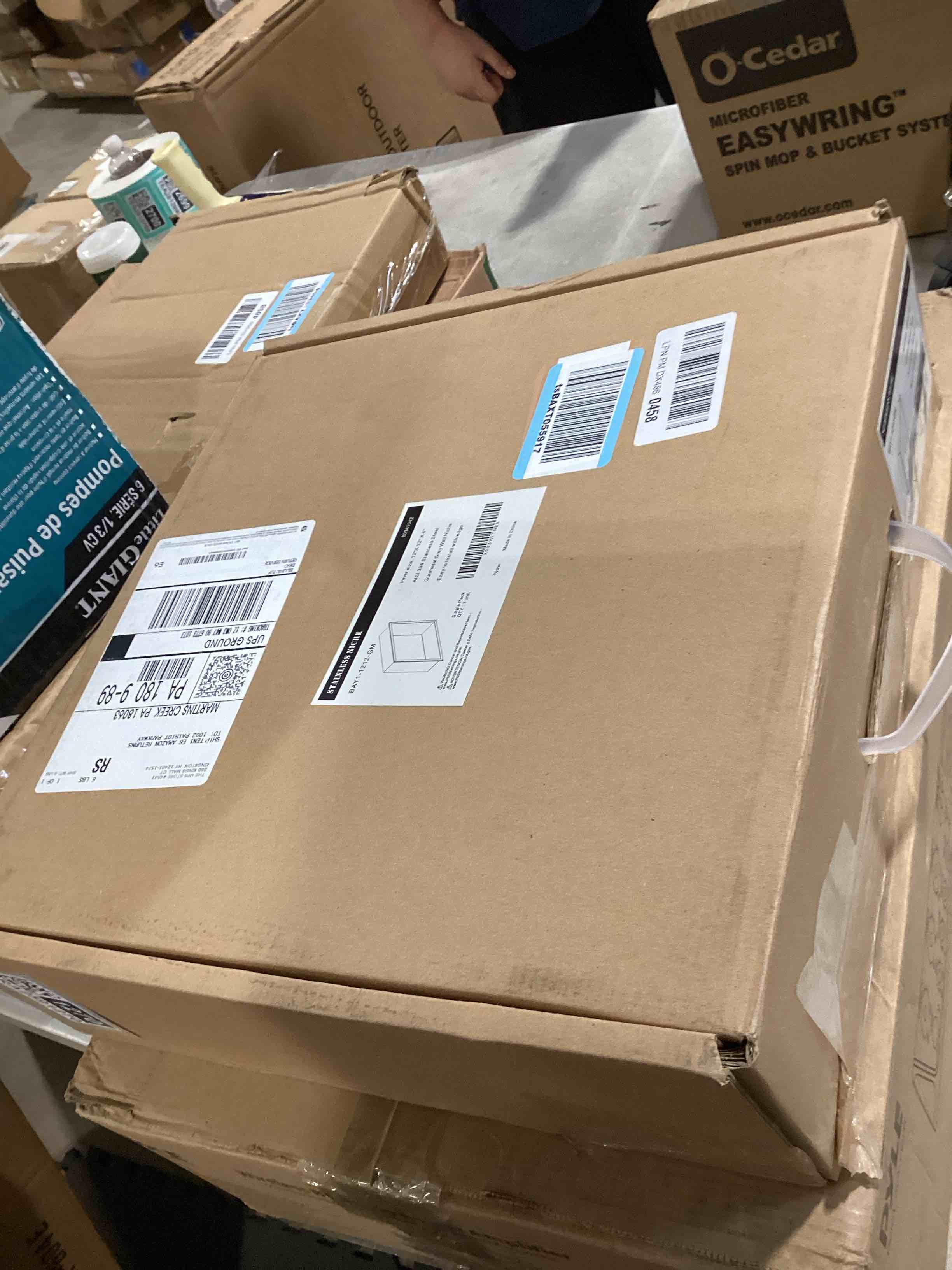 https://s3.amazonaws.com/lotting-images-prod/bidfta/GRA2591270_1751286564441.jpeg
