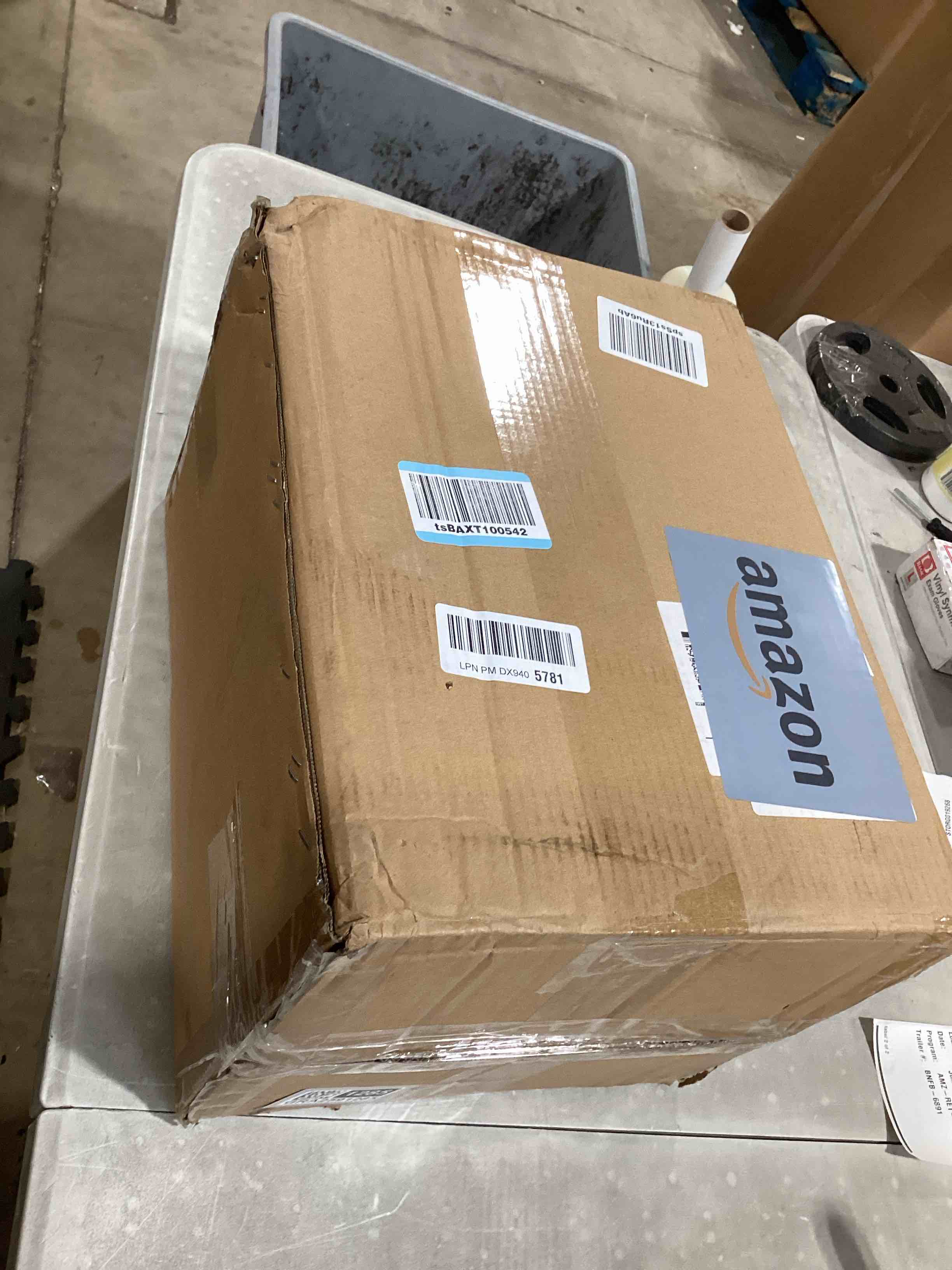 https://s3.amazonaws.com/lotting-images-prod/bidfta/GRA2591285_1751287210368.jpeg