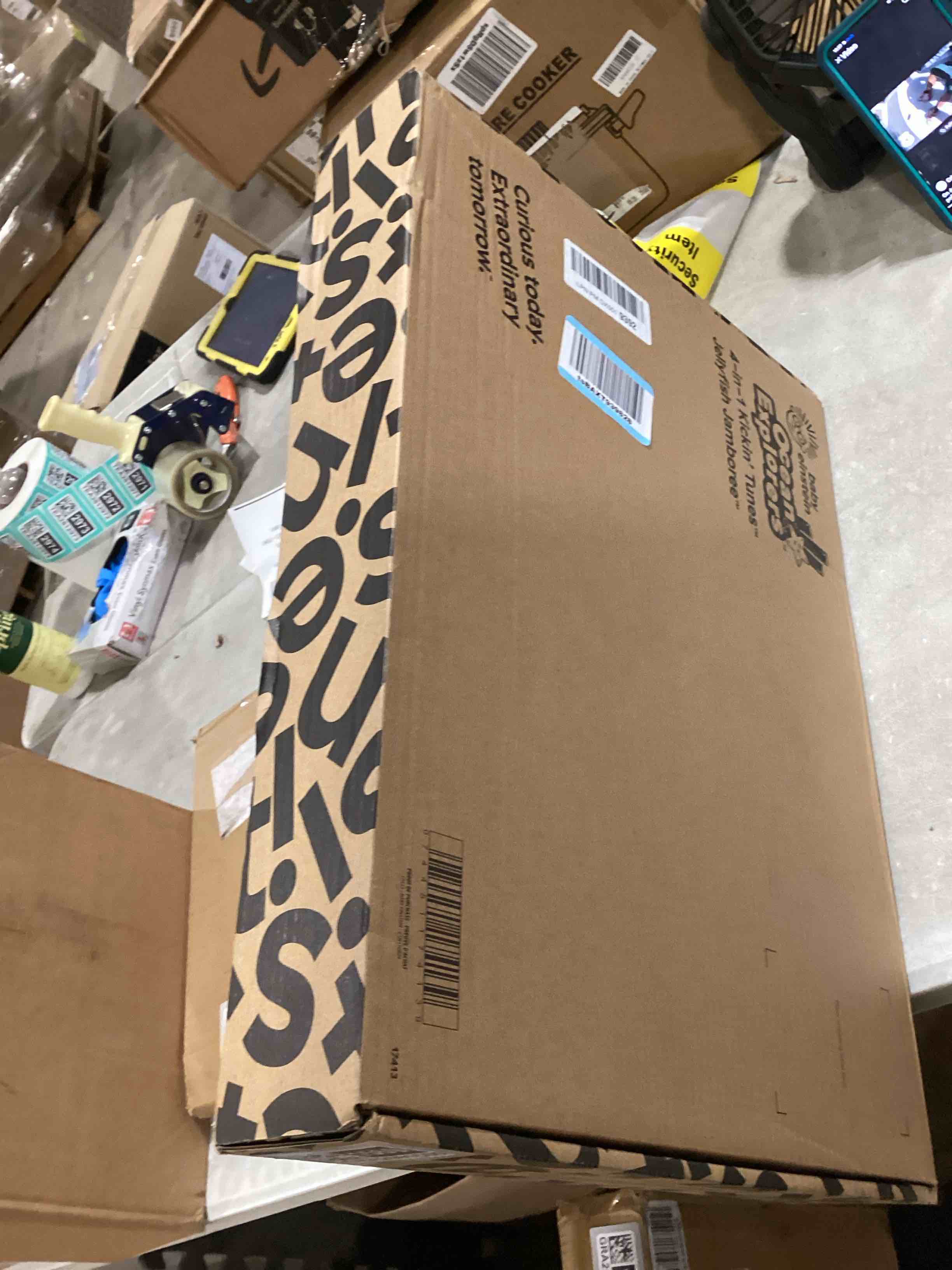 https://s3.amazonaws.com/lotting-images-prod/bidfta/GRA2591560_1751381837372.jpeg
