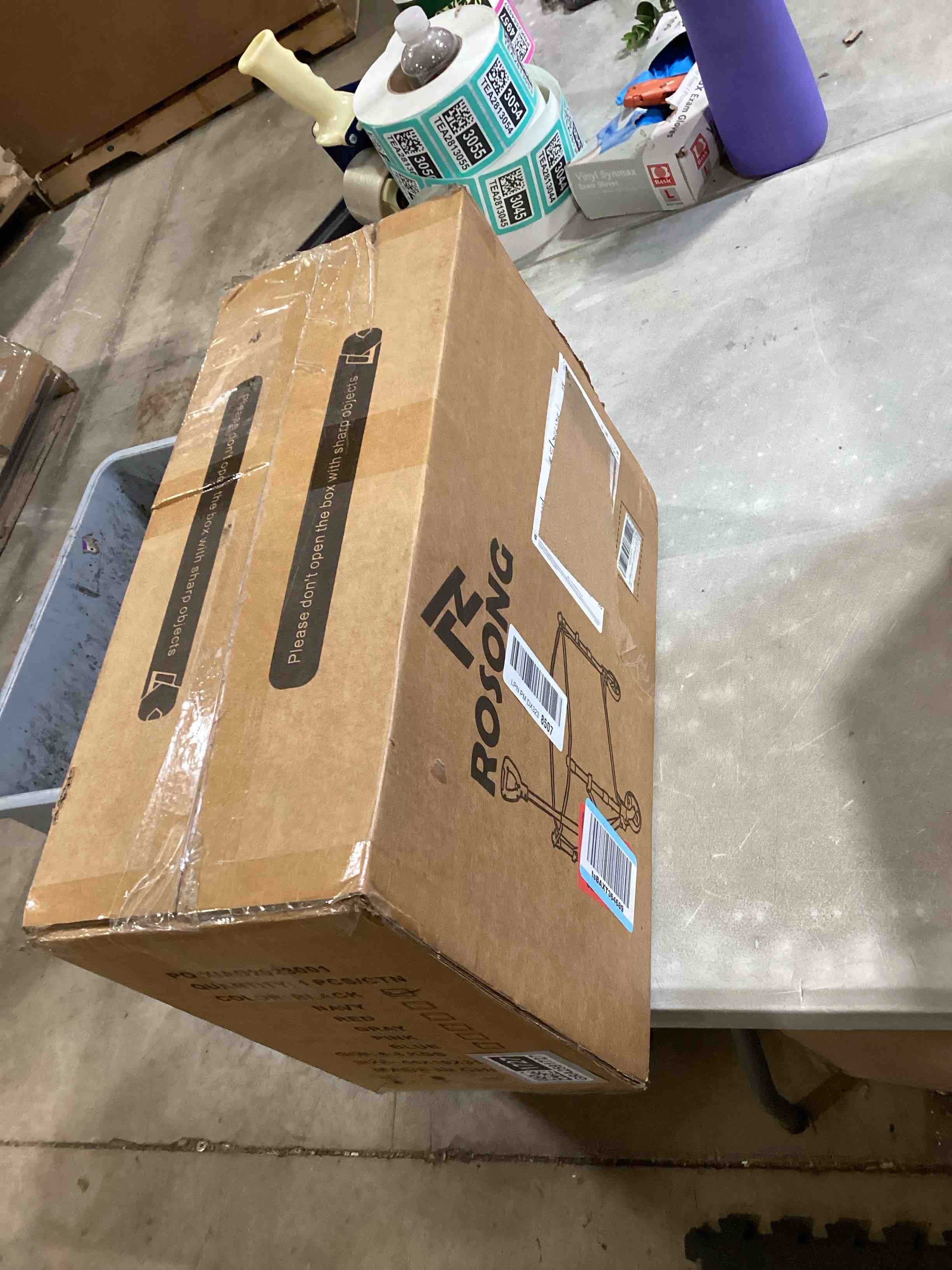 https://s3.amazonaws.com/lotting-images-prod/bidfta/GRA2591727_1751465004352.jpeg