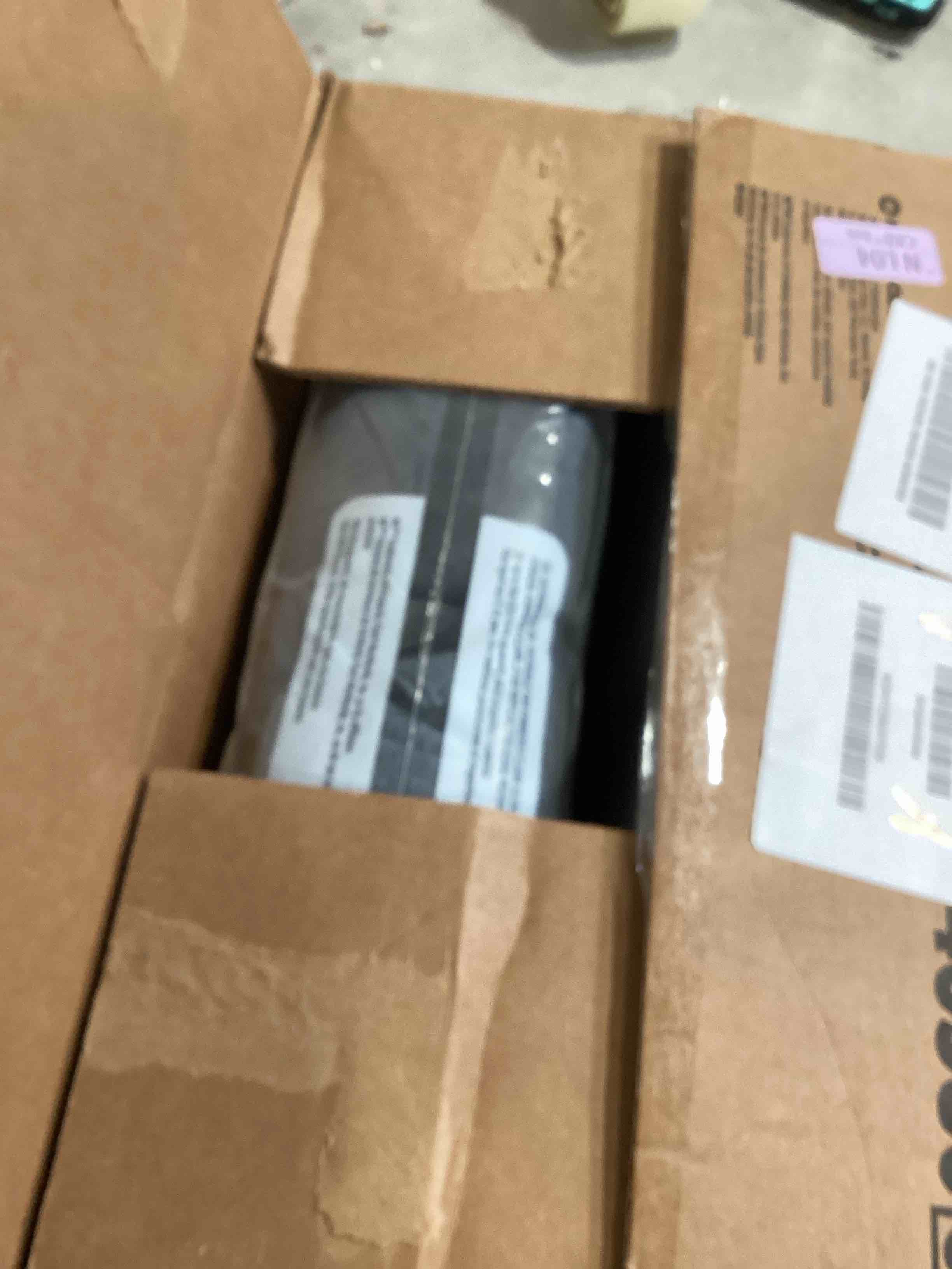https://s3.amazonaws.com/lotting-images-prod/bidfta/GRA2591732_1751465199942.jpeg
