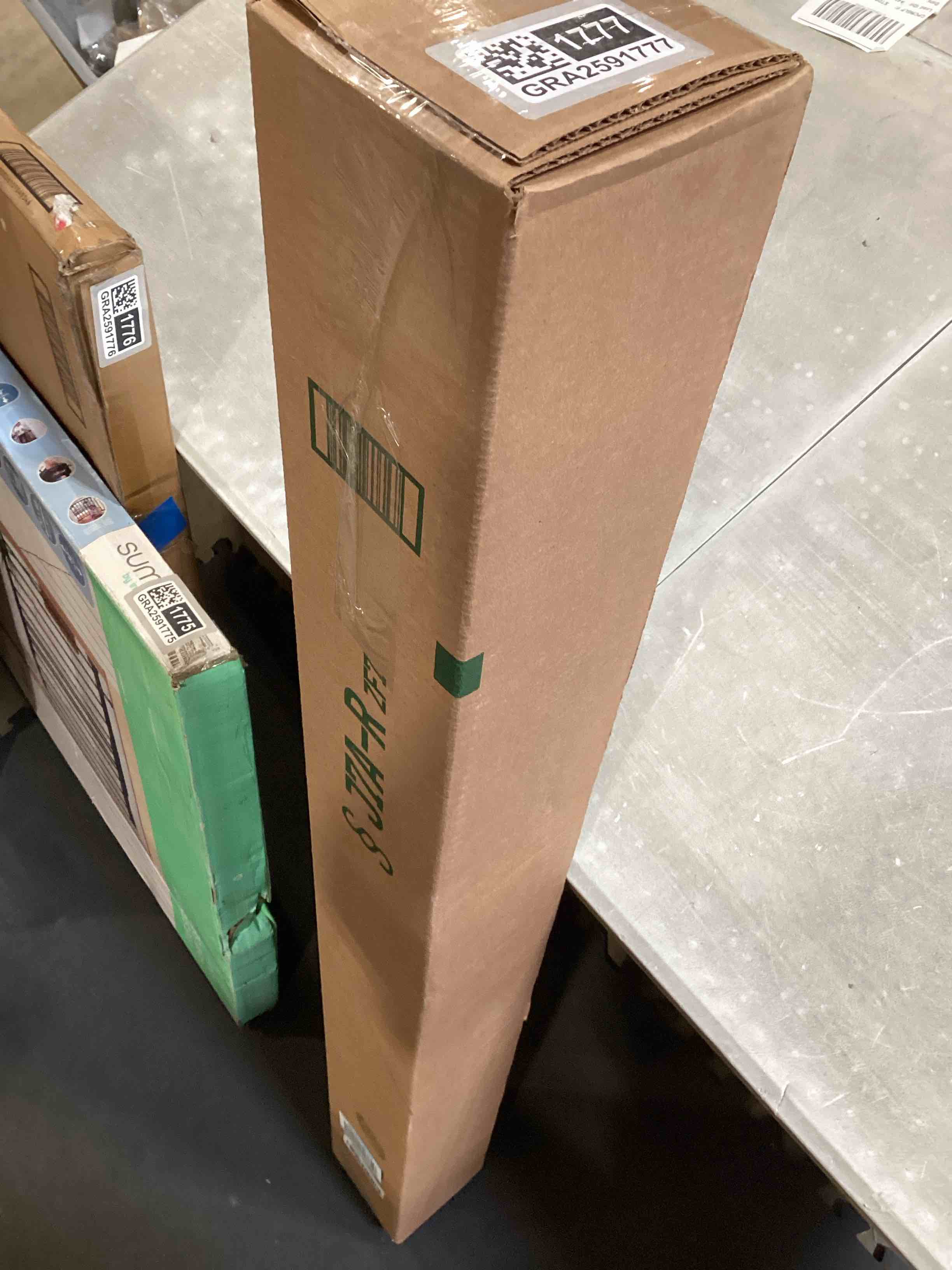 https://s3.amazonaws.com/lotting-images-prod/bidfta/GRA2591777_1751473831314.jpeg