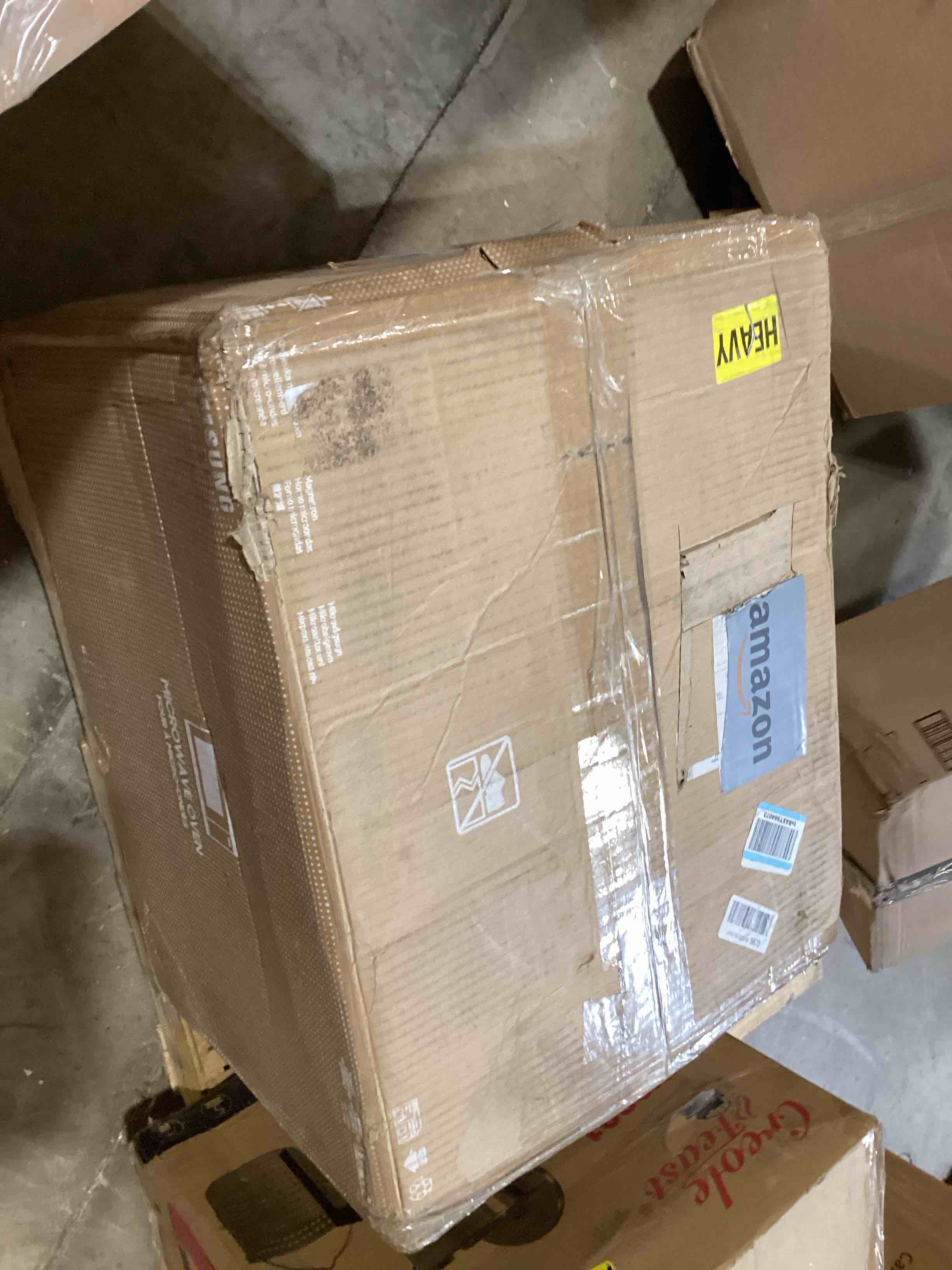 https://s3.amazonaws.com/lotting-images-prod/bidfta/GRA2591792_1751475417635.jpeg